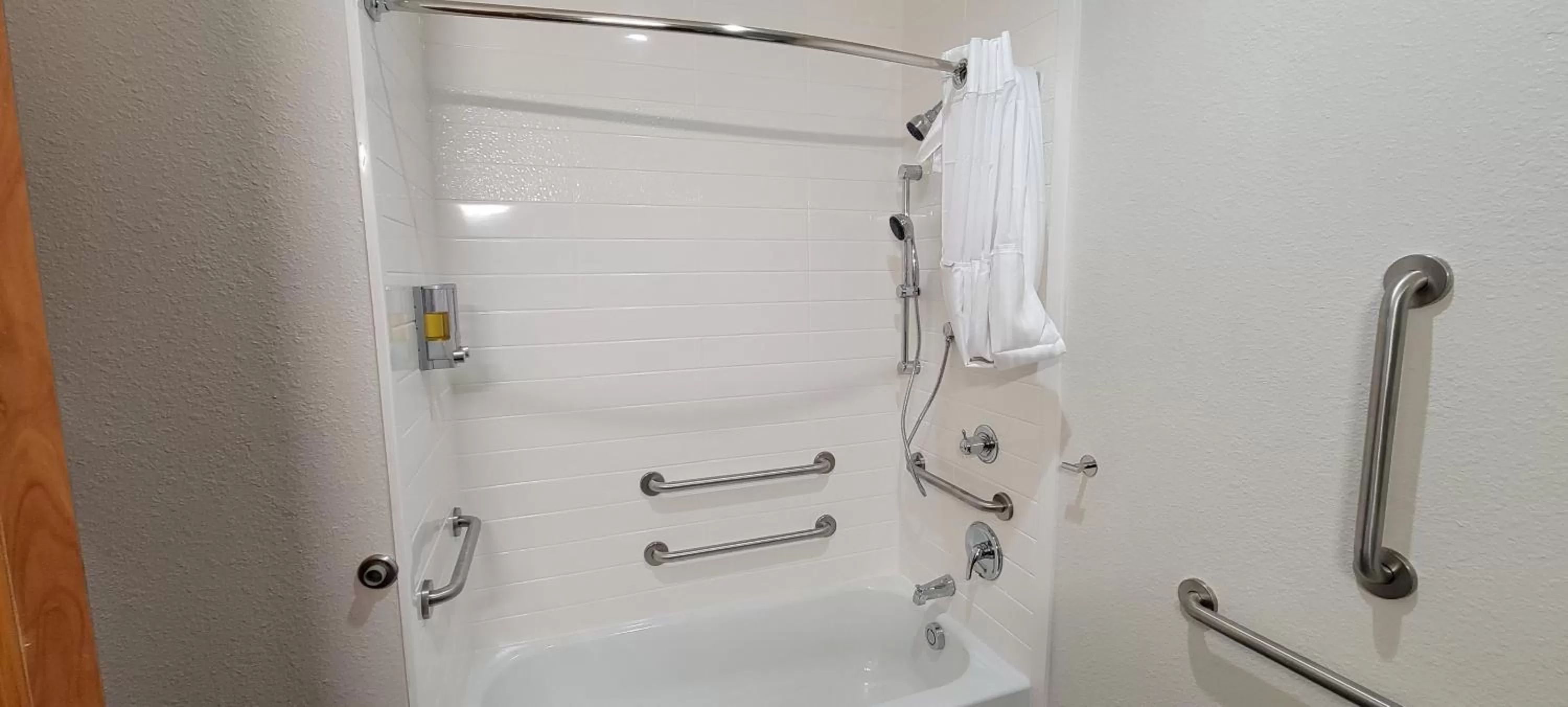 Bathroom in Americas Best Value Inn San Antonio Downtown Riverwalk