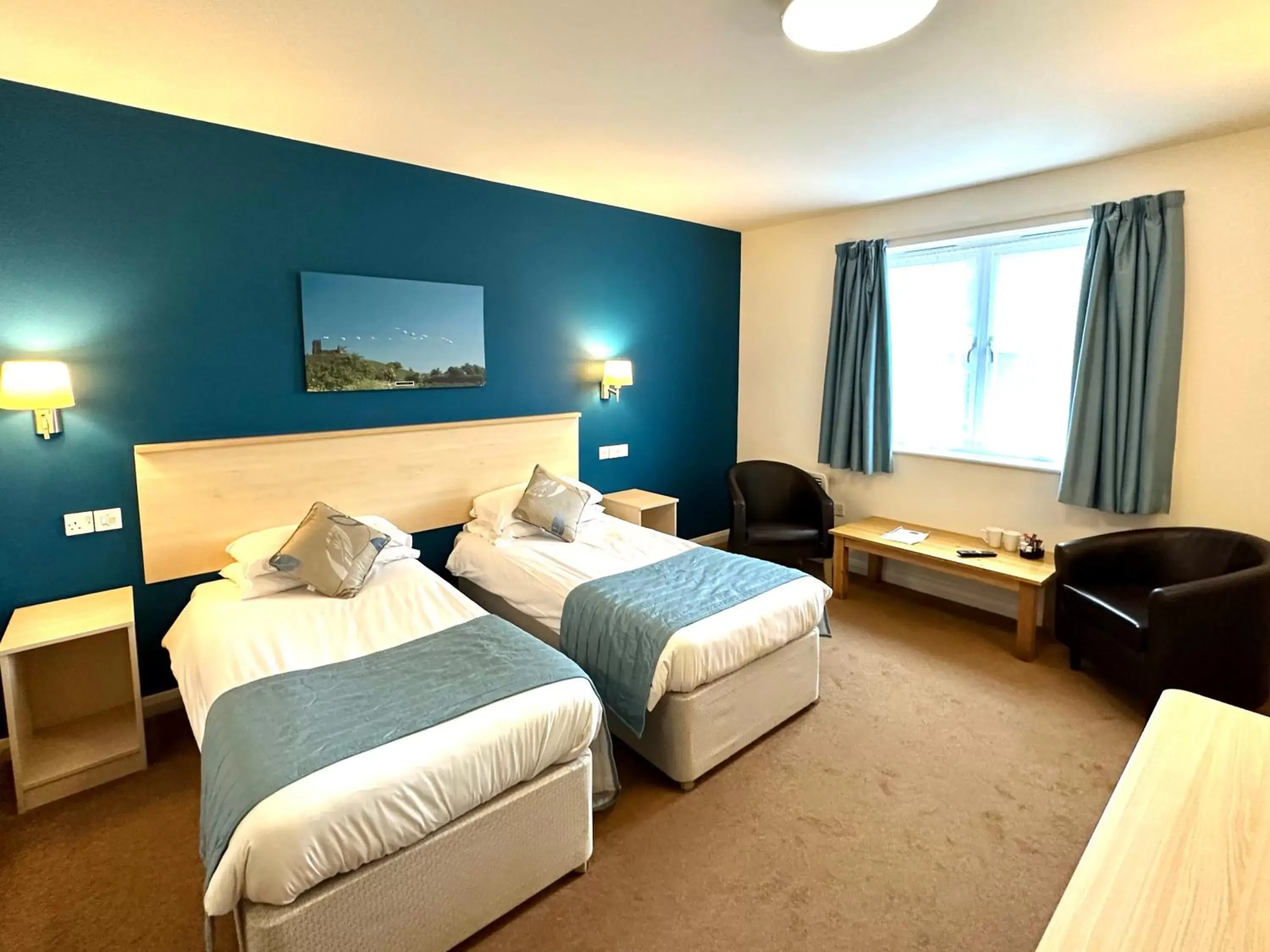 Disability Accessible - Double or Twin Room with Bath Only in Wookey Hole Hotel Disability Accessible - Double or Twin Room with Bath Only in Wookey Hole Hotel