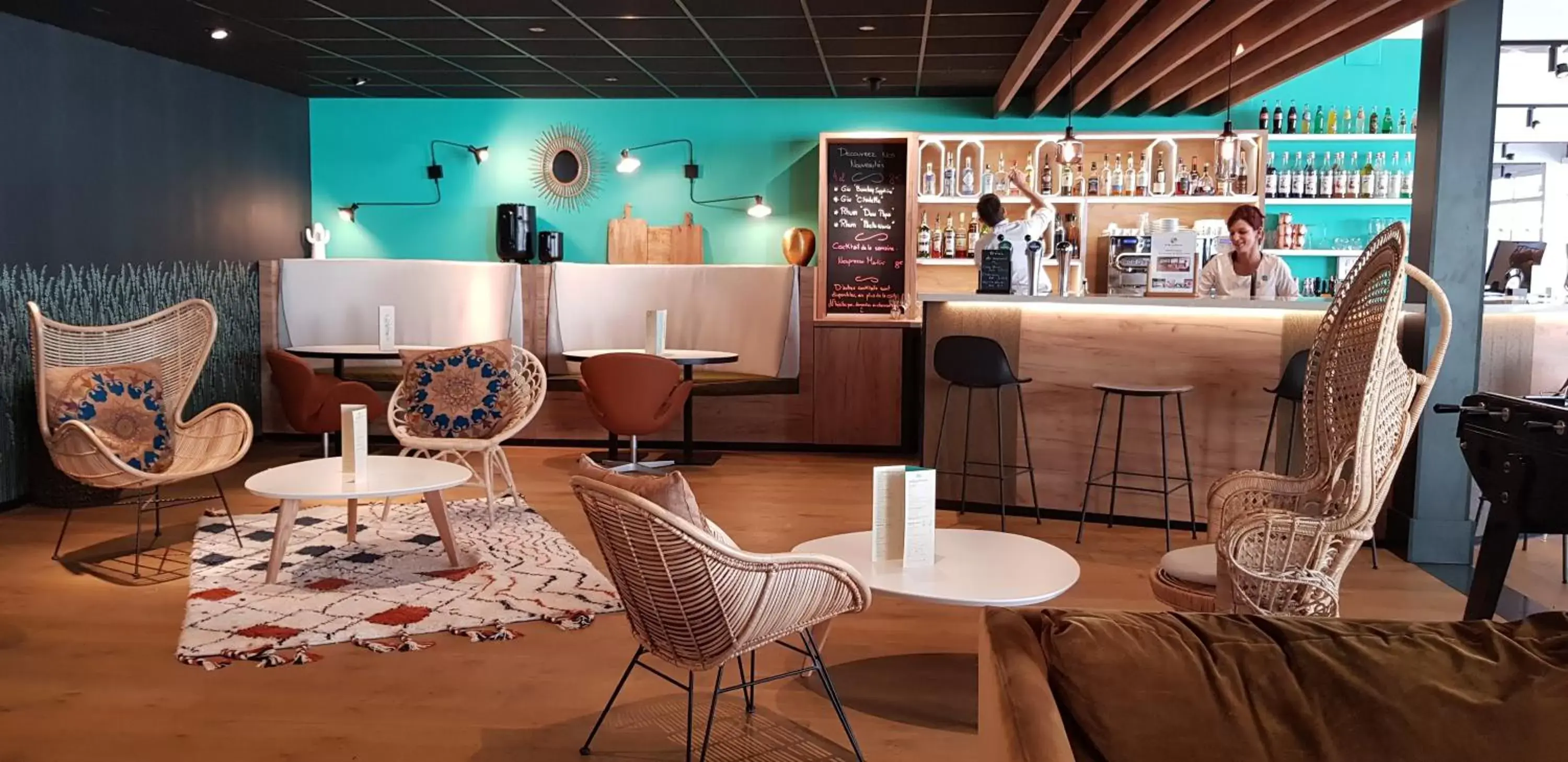 Lounge or bar, Lounge/Bar in Novotel Narbonne Sud A9/A61