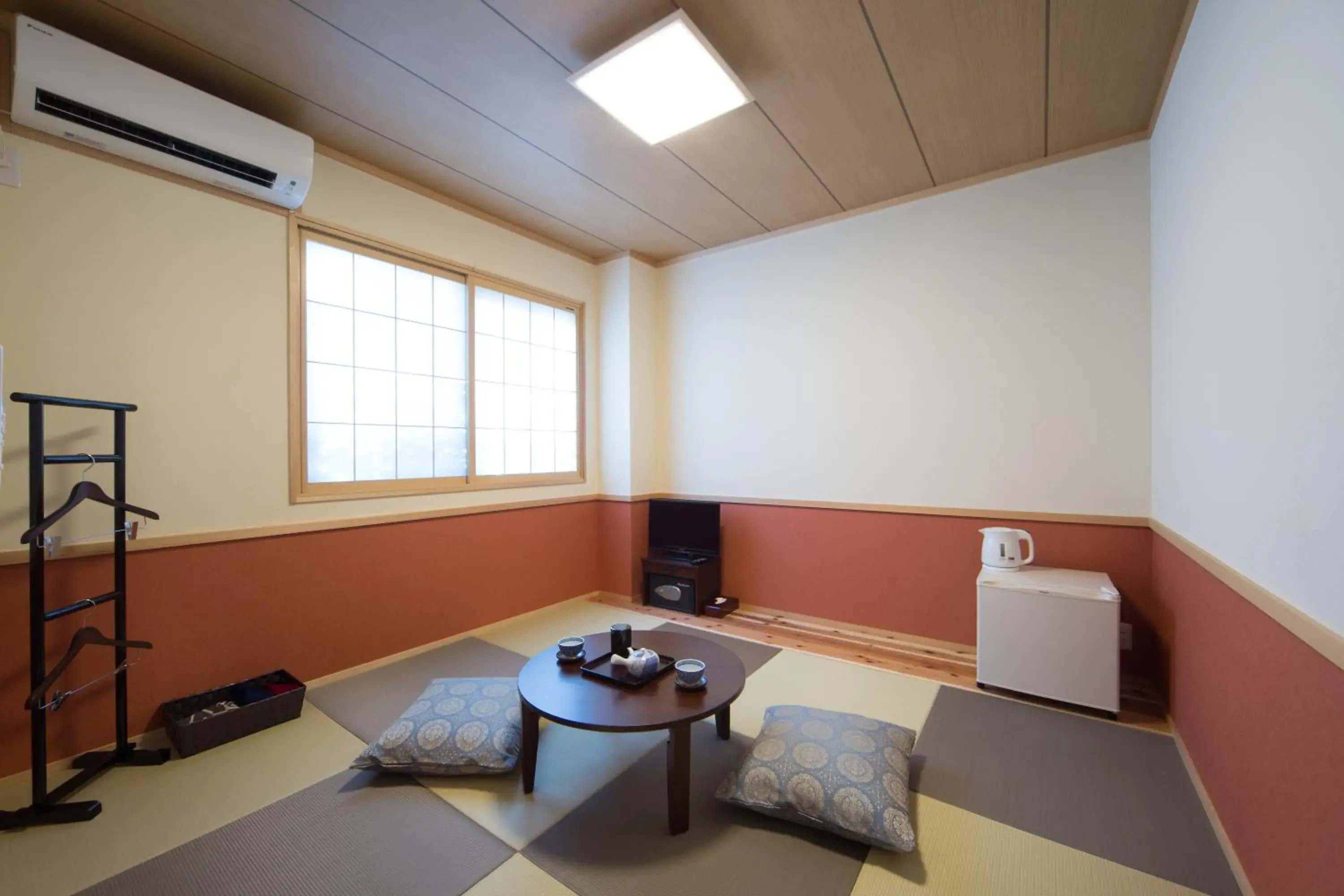 Photo of the whole room in Ebisu Ryokan