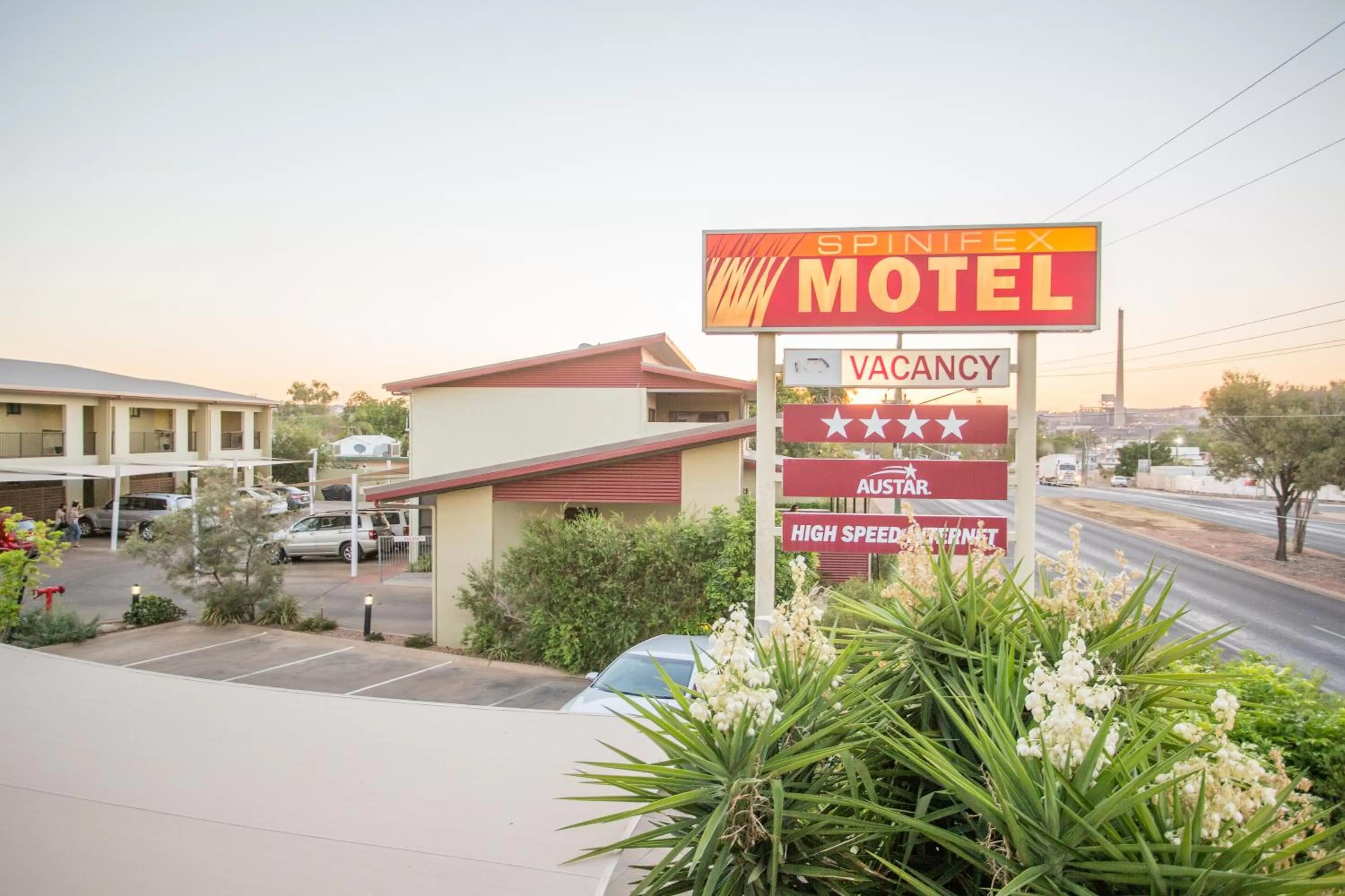 Area and facilities in Spinifex Motel and Serviced Apartments