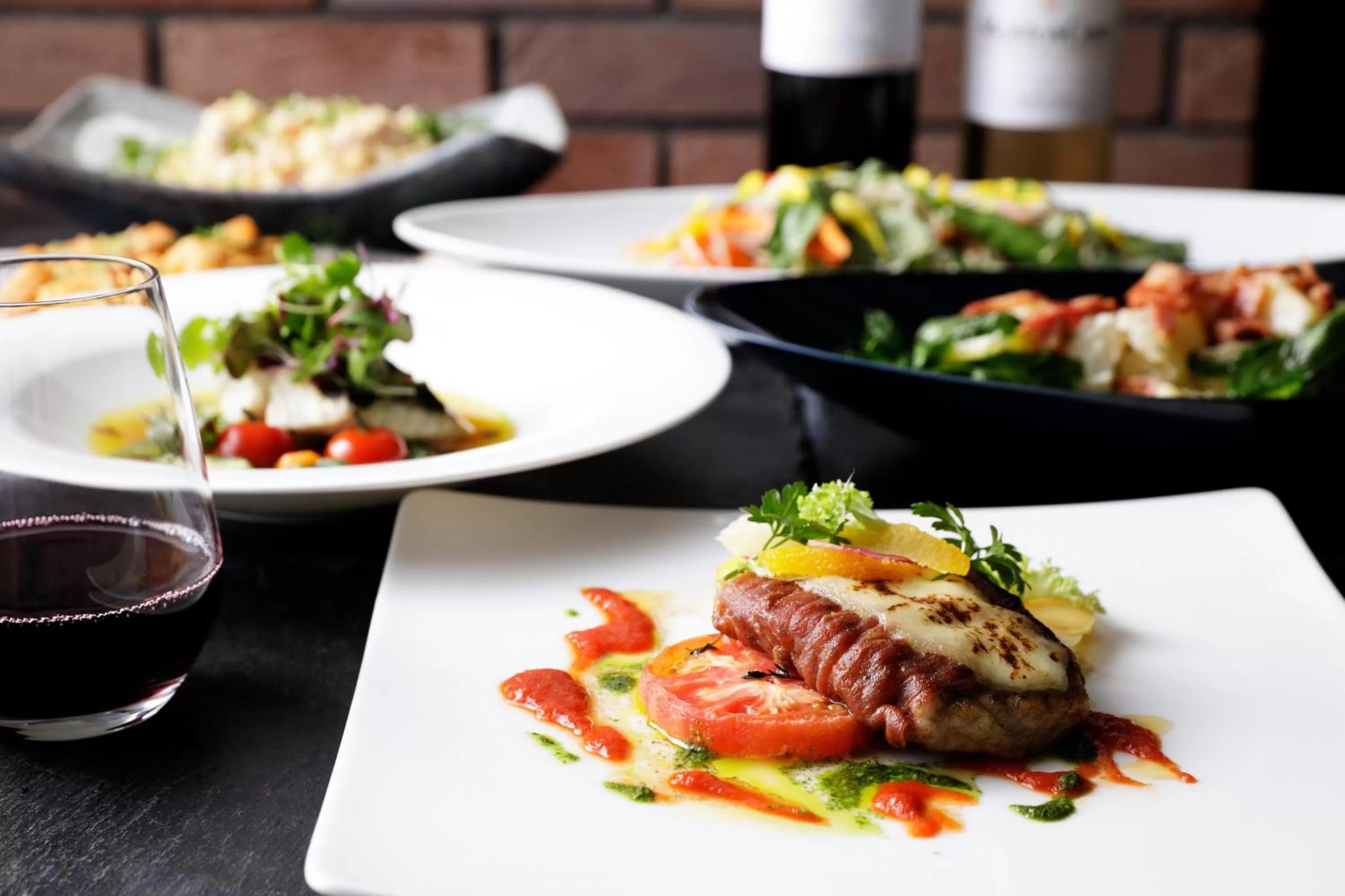 Restaurant/places to eat in Four Points by Sheraton Nagoya, Chubu International Airport