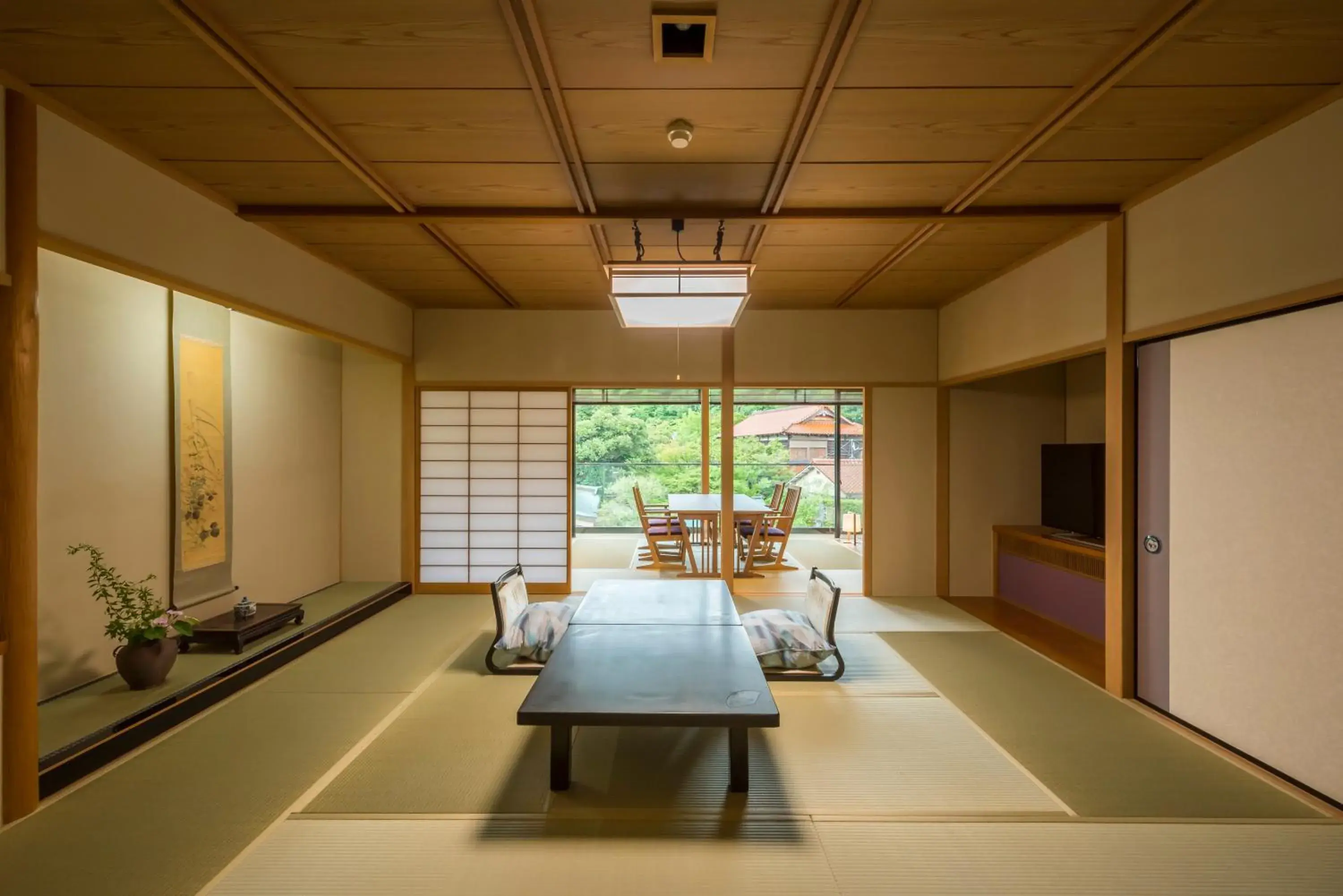 Photo of the whole room in Tachibana Shikitei