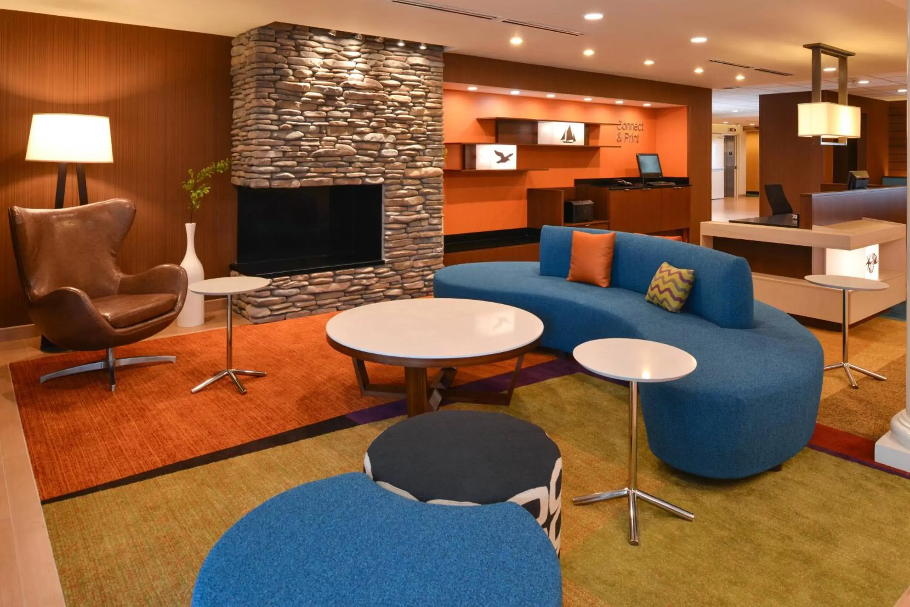 Lobby or reception, Lounge/Bar in Fairfield Inn & Suites by Marriott Santa Cruz