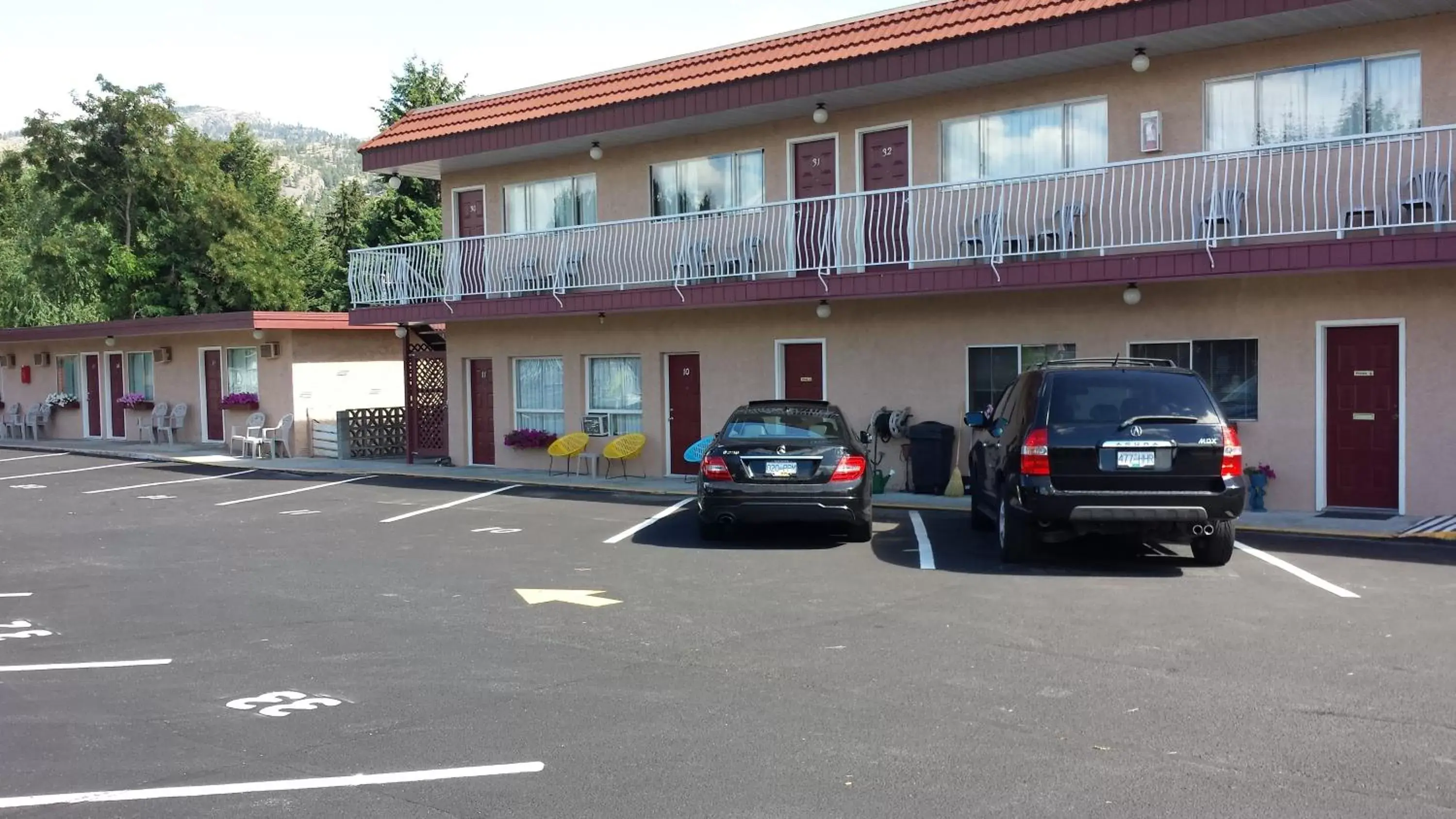 Facade/entrance, Property Building in Swiss Sunset Inn