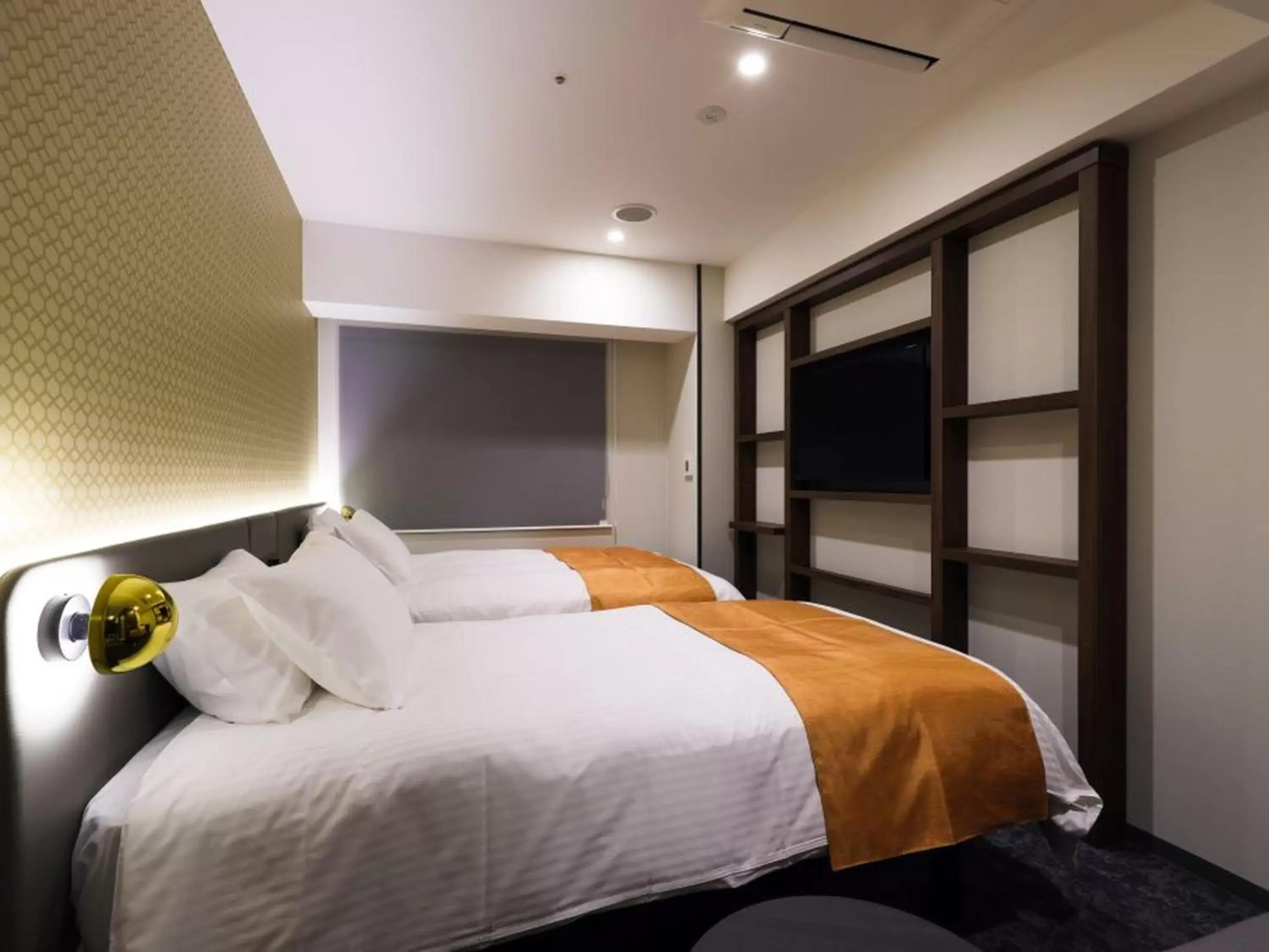 Photo of the whole room, Bed in GRIDS PREMIUM HOTEL OSAKA NAMBA