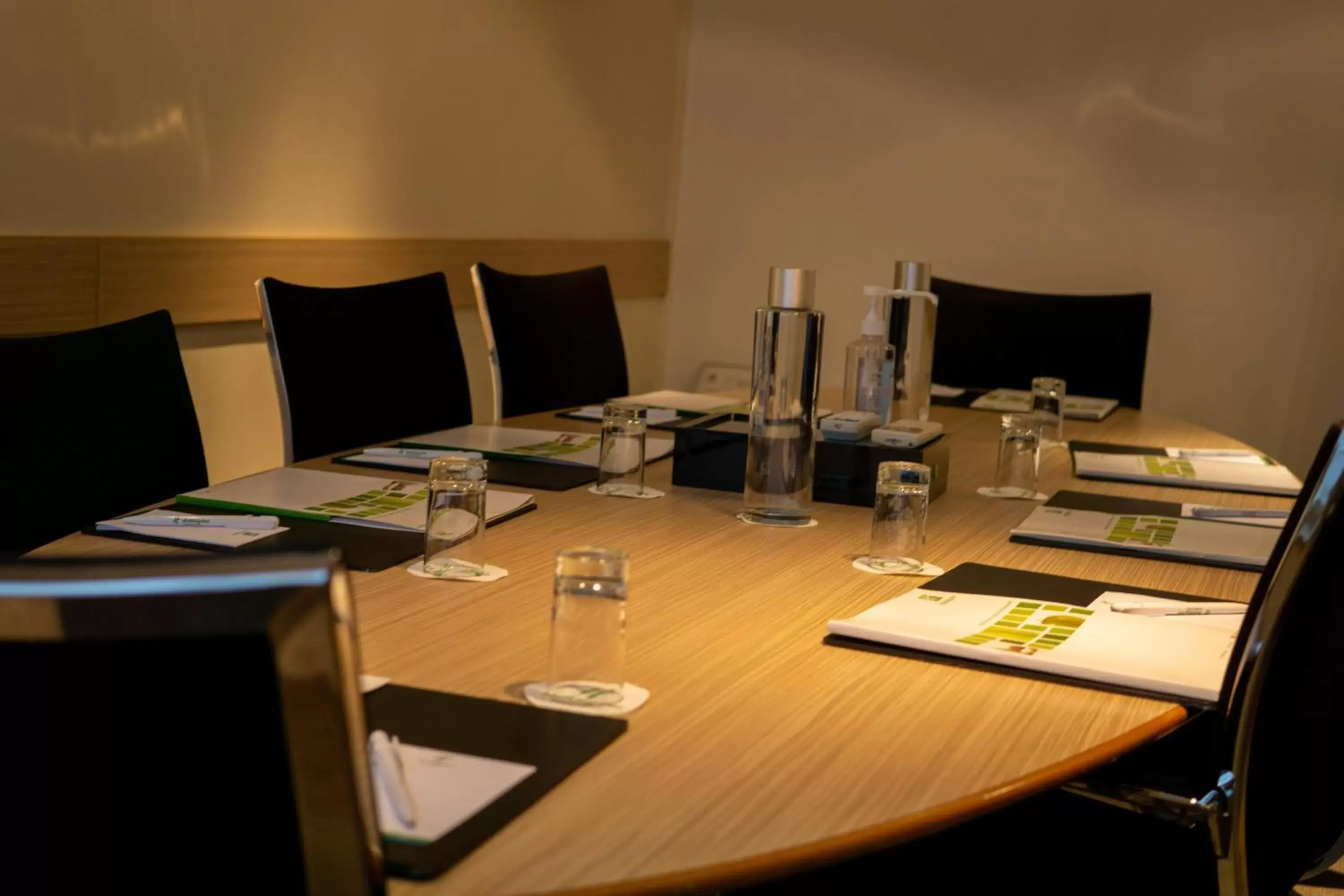Meeting/conference room in Holiday Inn Paris Opéra - Grands Boulevards, an IHG Hotel