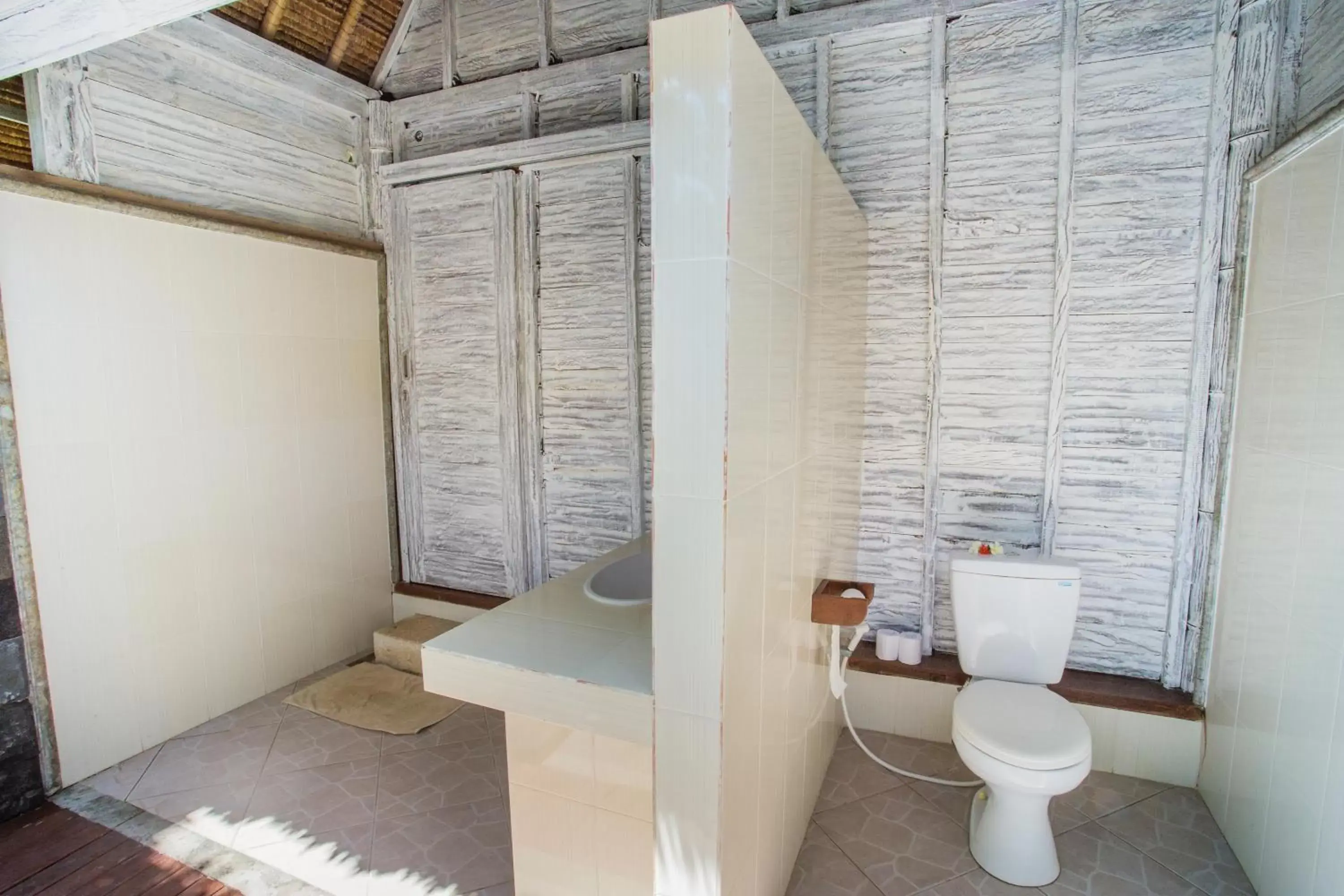 Bathroom in Bay Shore Huts