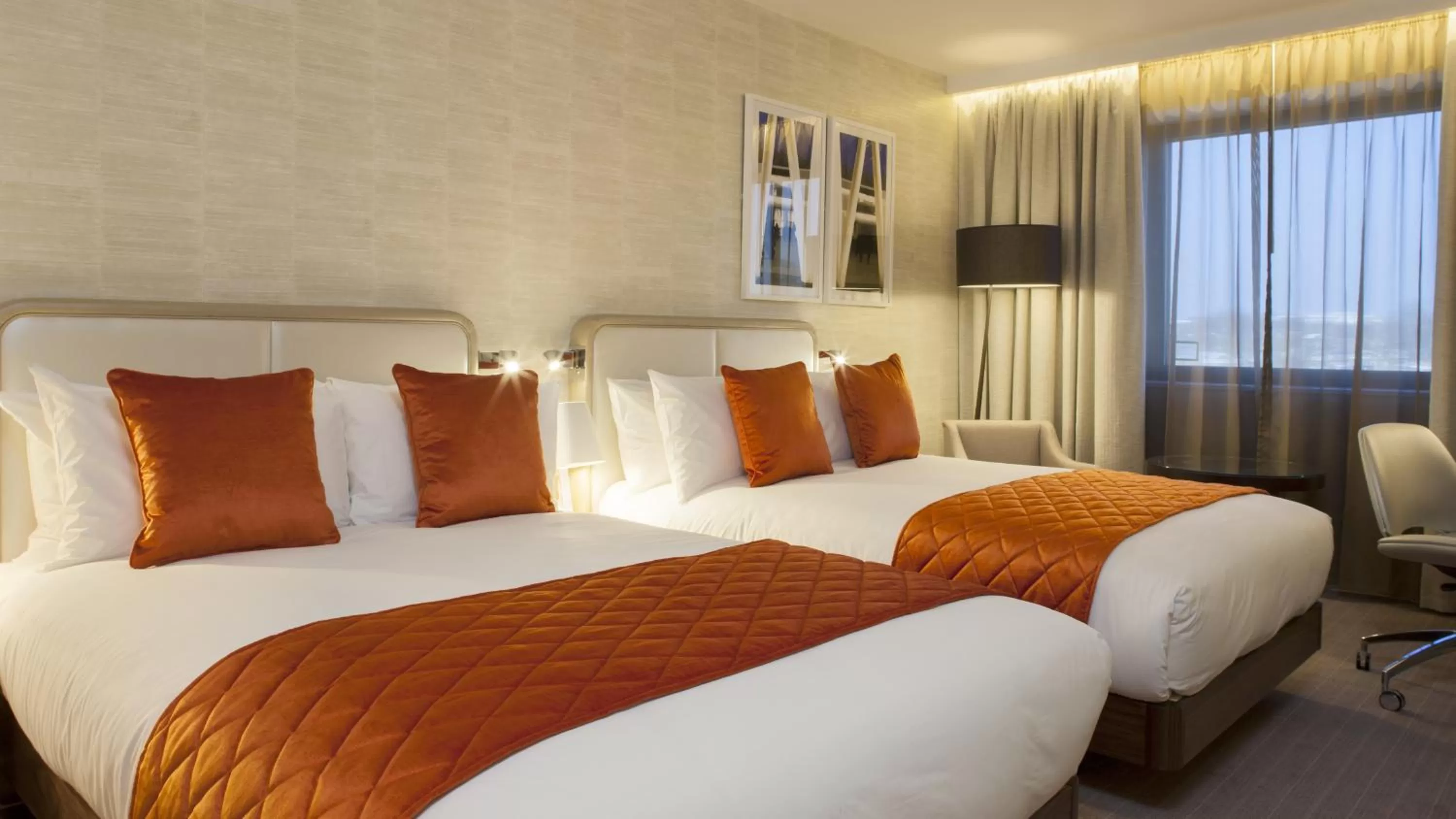 Photo of the whole room, Bed in Crowne Plaza London Kings Cross by IHG