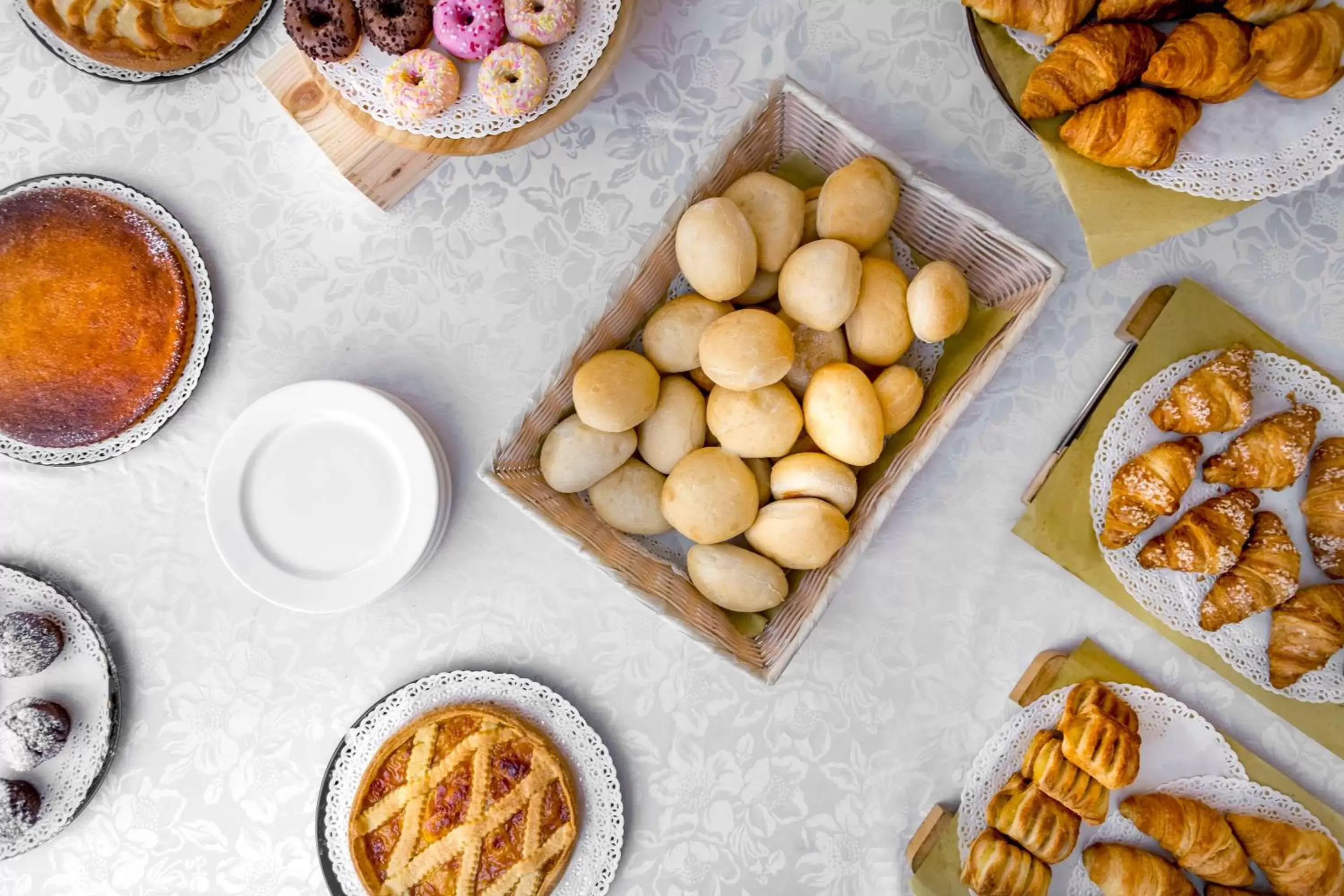 Breakfast in Best Western Cavalieri Della Corona Breakfast in Best Western Cavalieri Della Corona