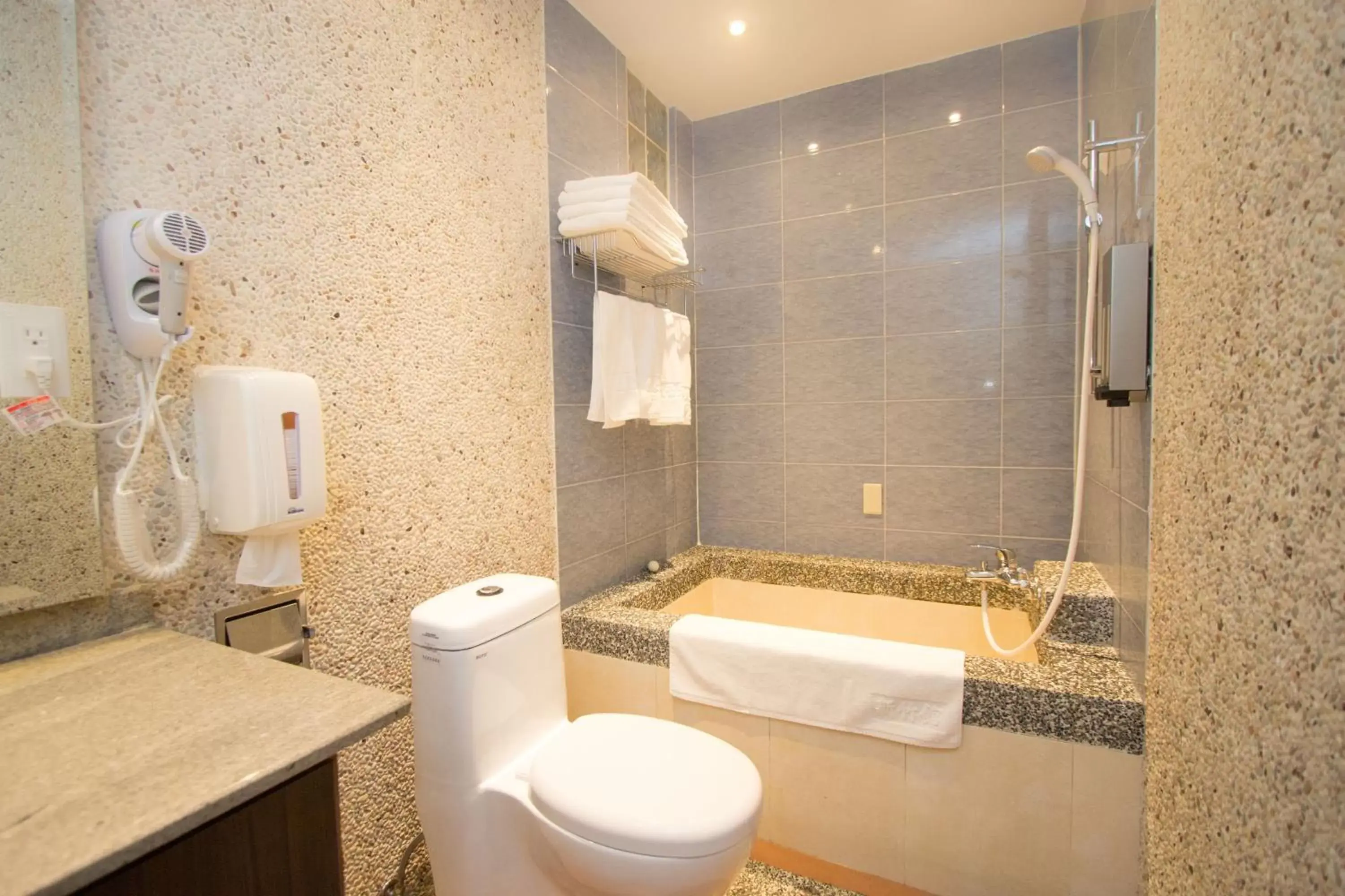 Toilet, Bathroom in Yuhao Hotel - Hsinchu Branch