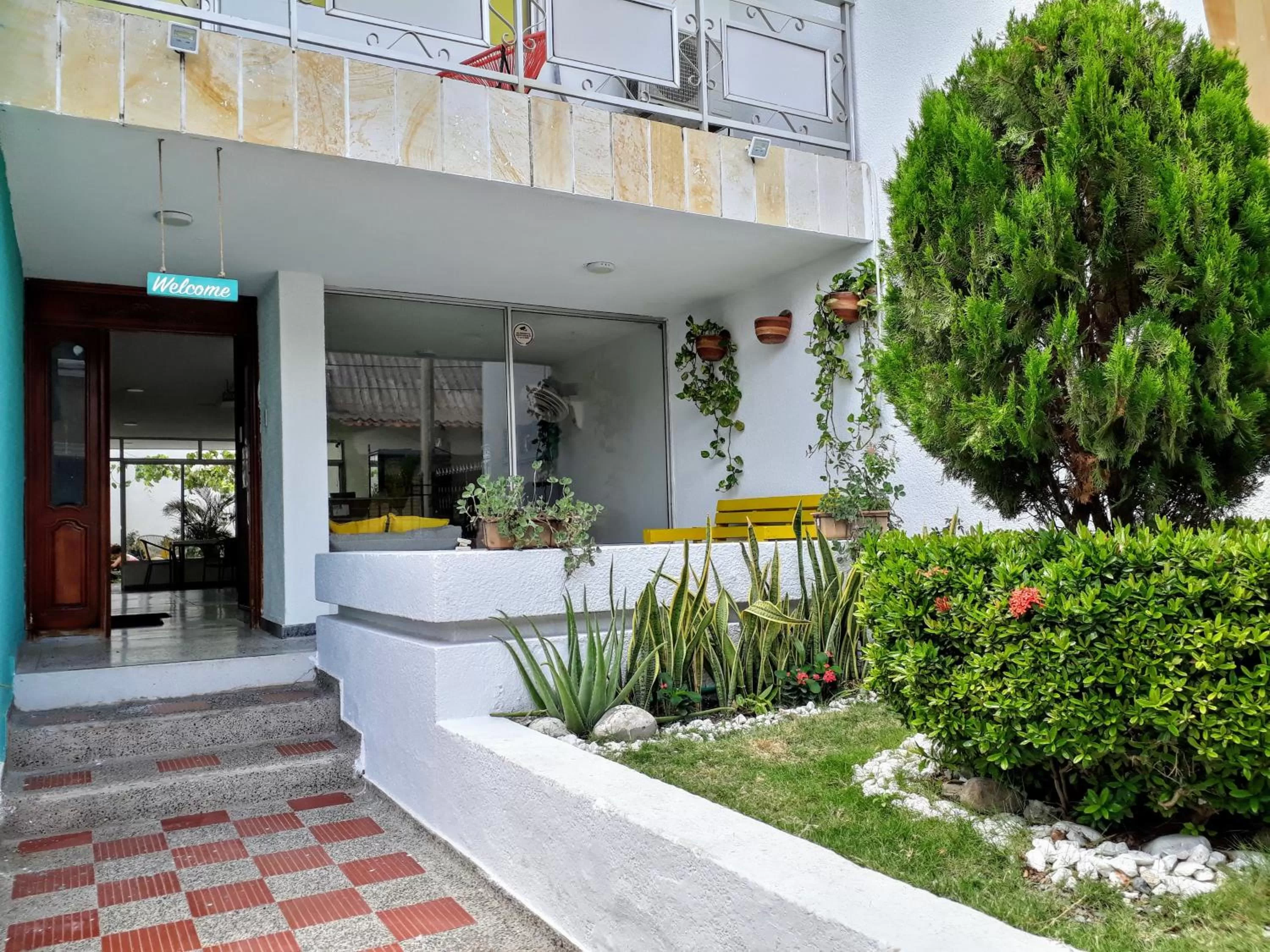 Facade/entrance in Bona Vida Hotel