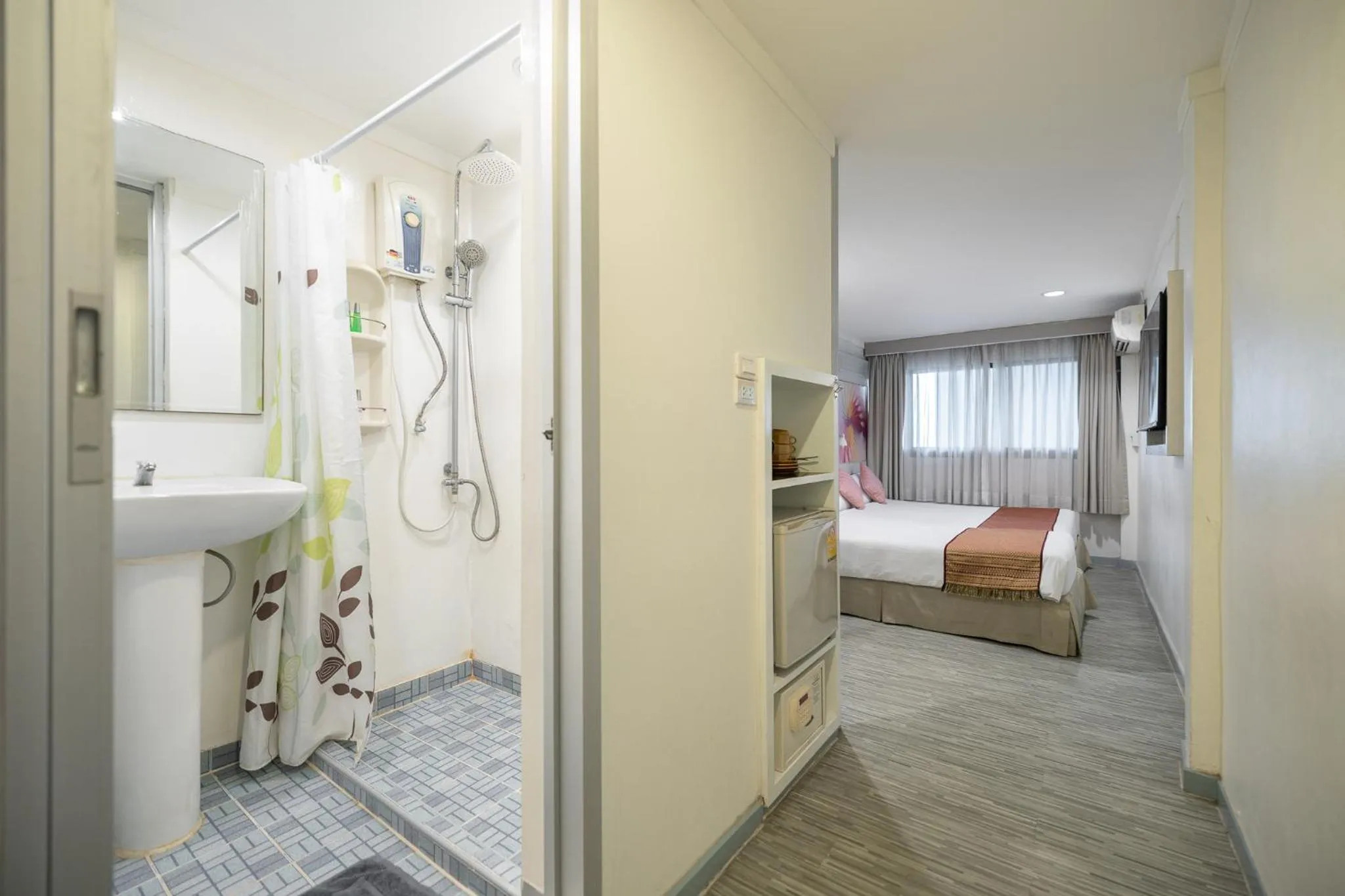 Bed in Pratunam City Inn