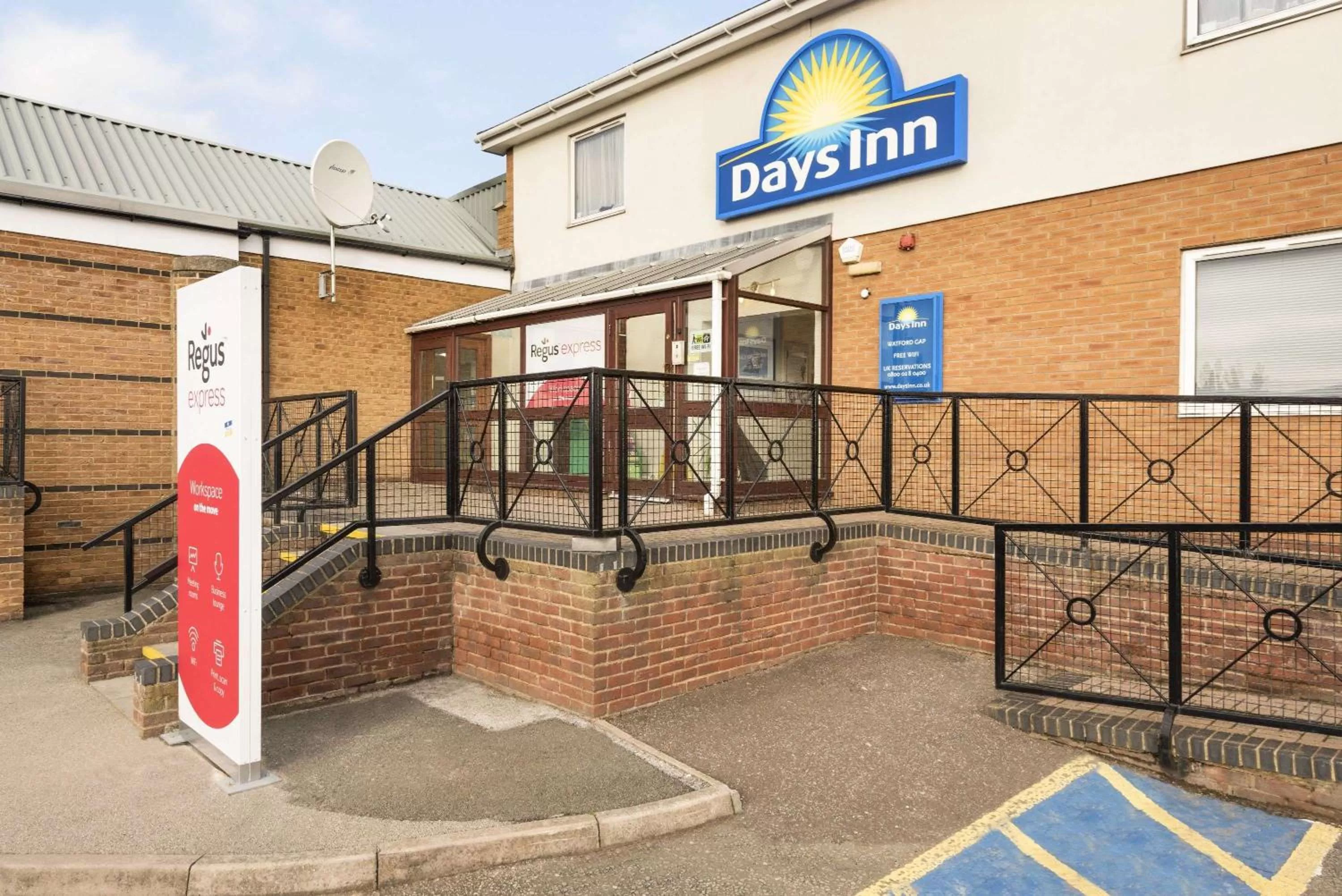 Property building in Days Inn Watford Gap