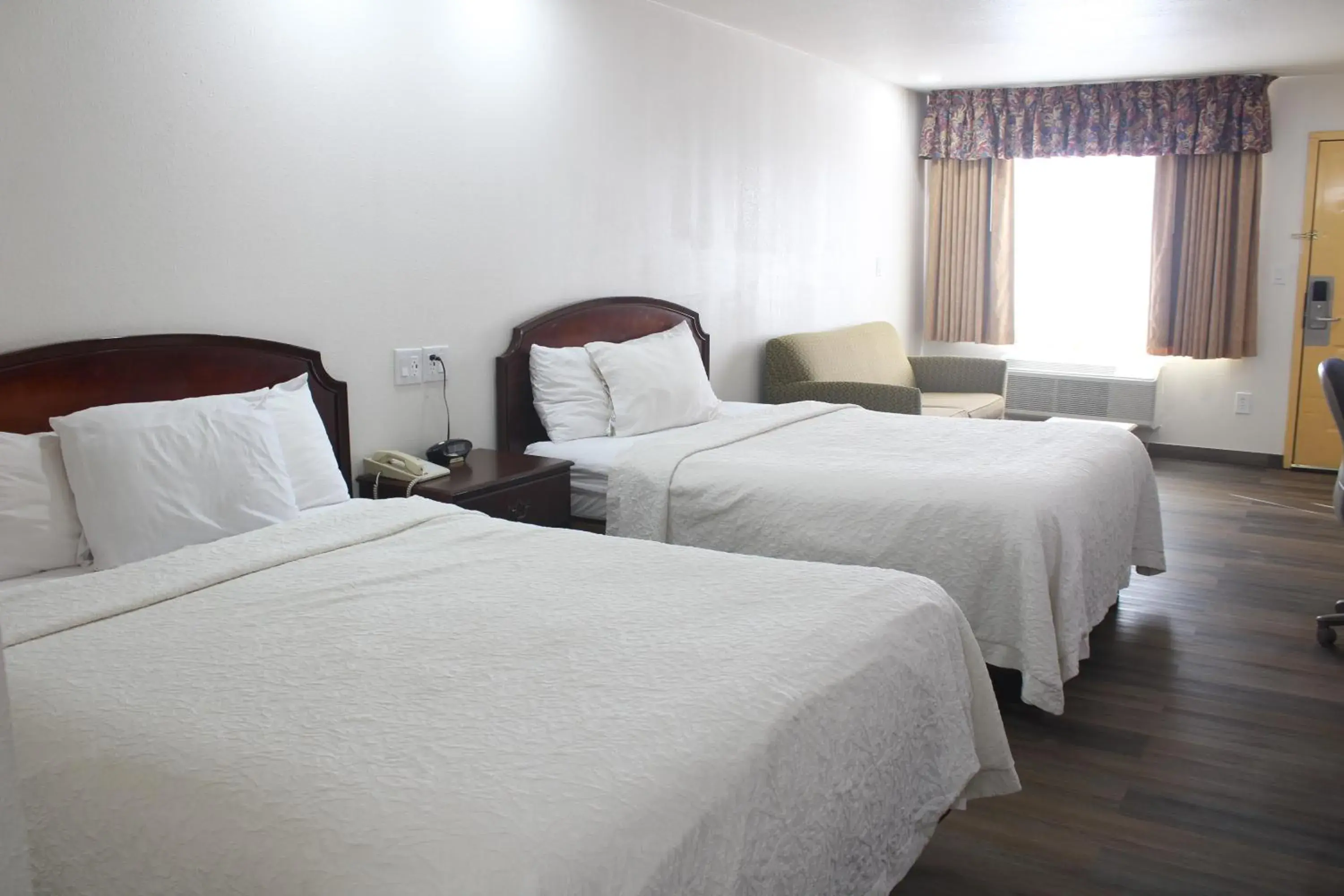 Bed in Rodeway Inn Tucumcari