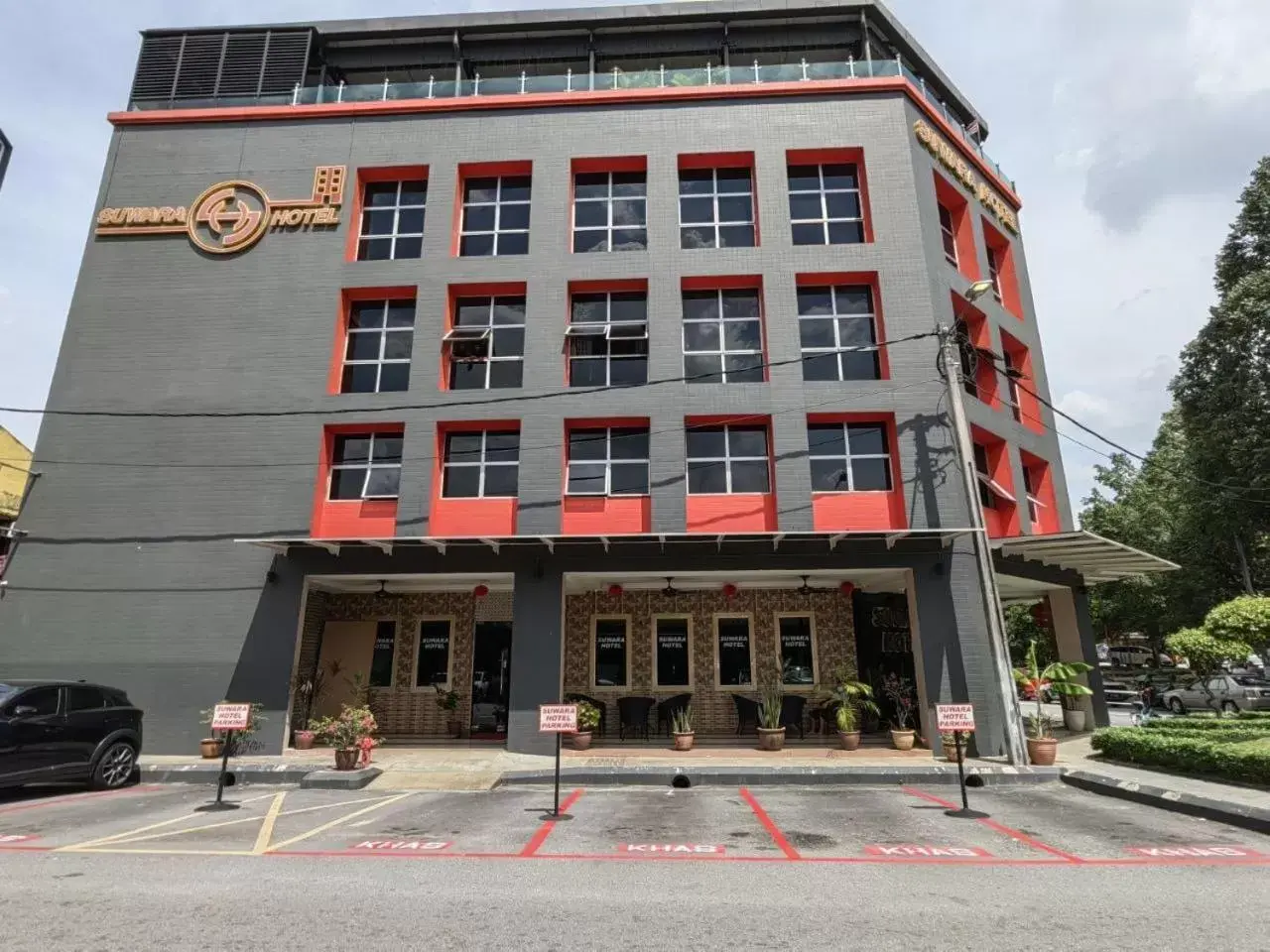 Parking, Property Building in Suwara Hotel Kepong KL