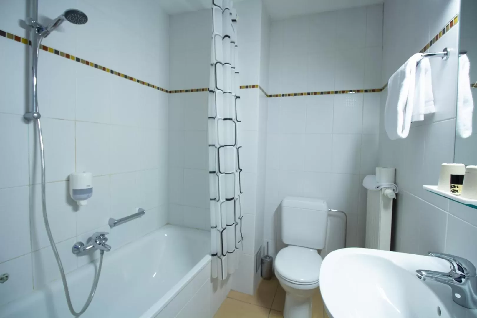 Bathroom in Hotel Taormina Brussels Airport