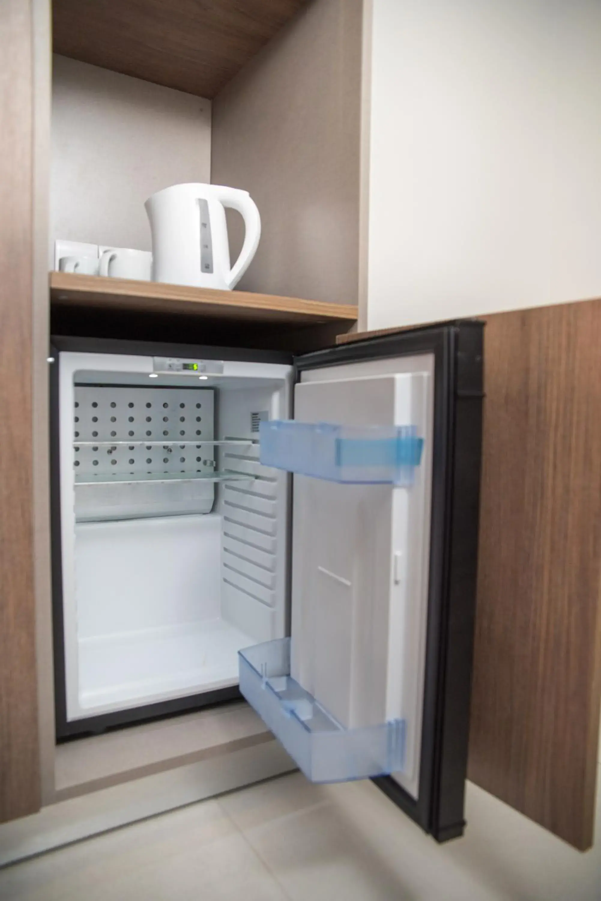 Kitchen/Kitchenette in Mandali Hotel