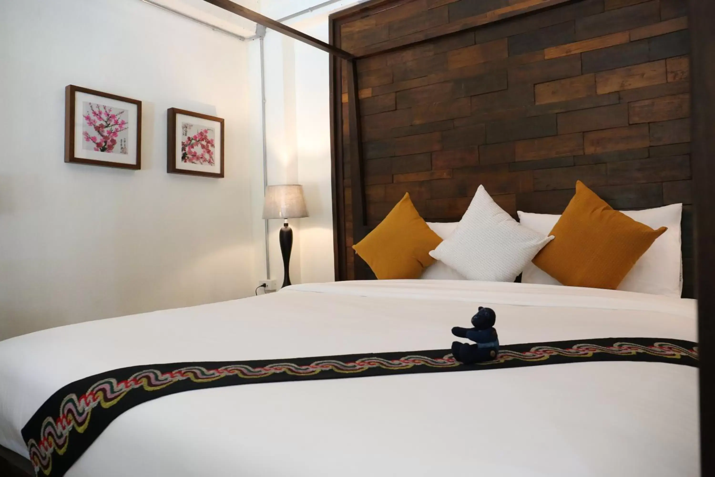 Bed in Kampaeng Ngam Hotel - SHA Extra Plus