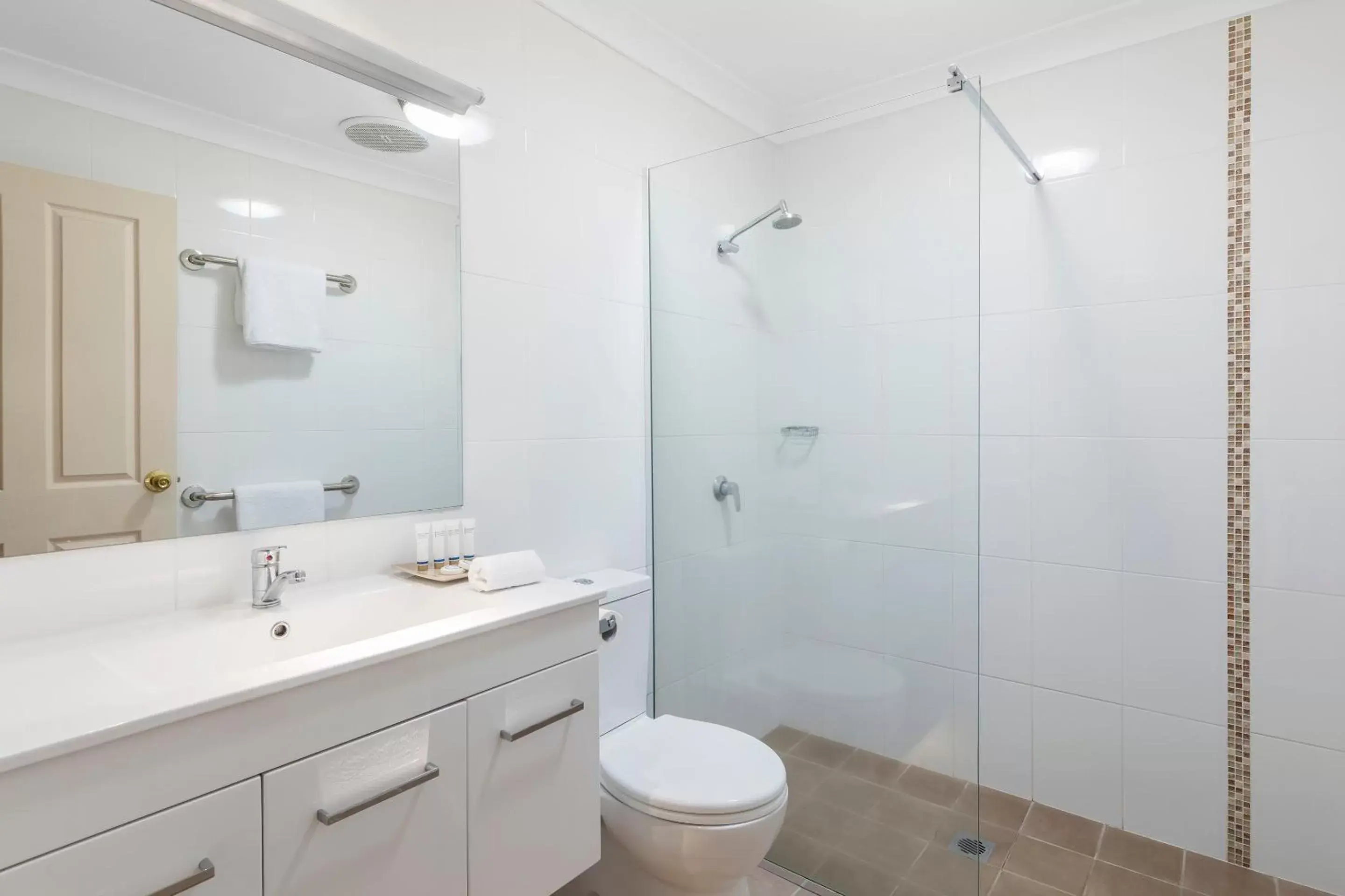 Shower, Bathroom in Best Western Ambassador Motor Inn & Apartments