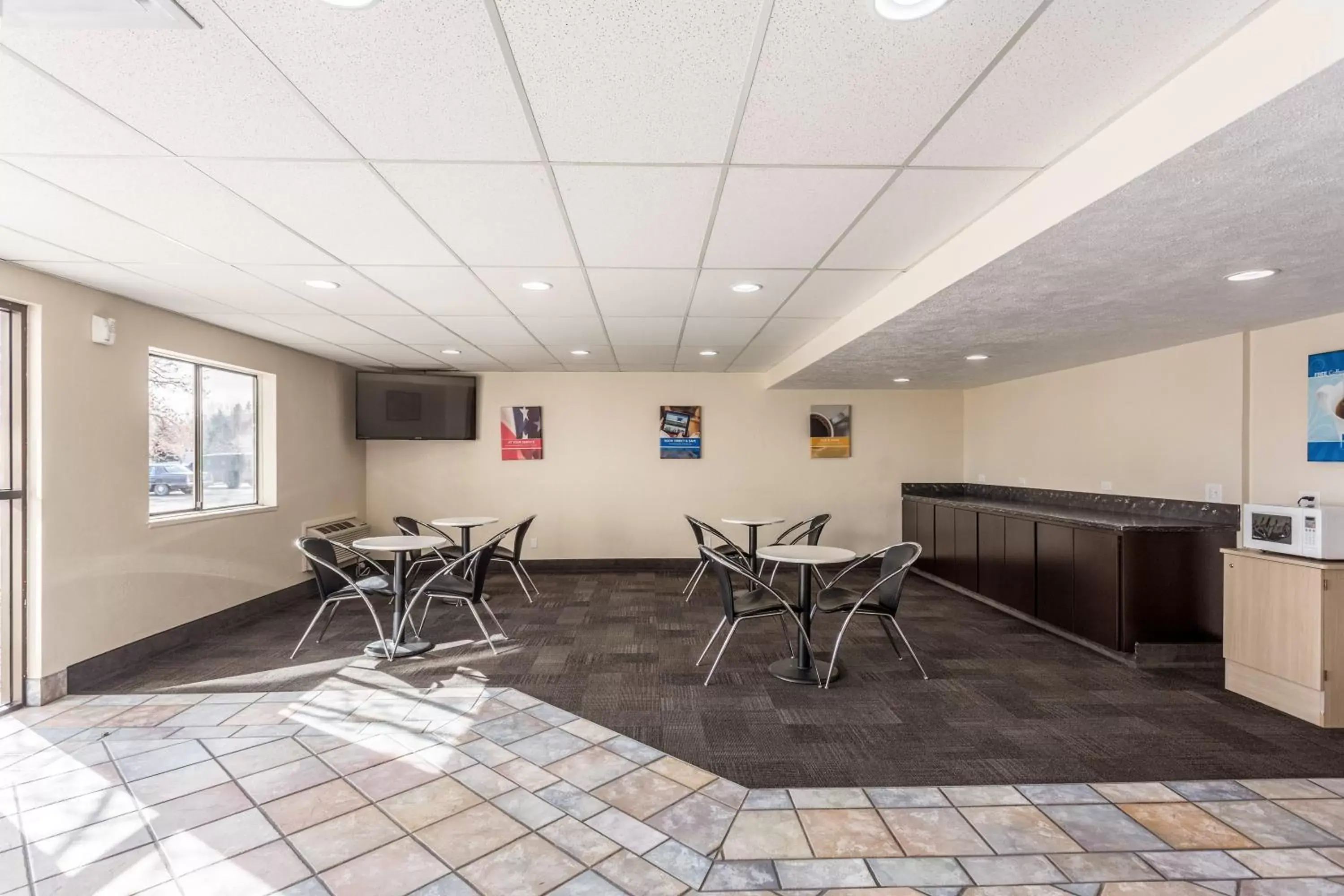 Lobby or reception in Motel 6-Great Falls, MT Lobby or reception in Motel 6-Great Falls, MT