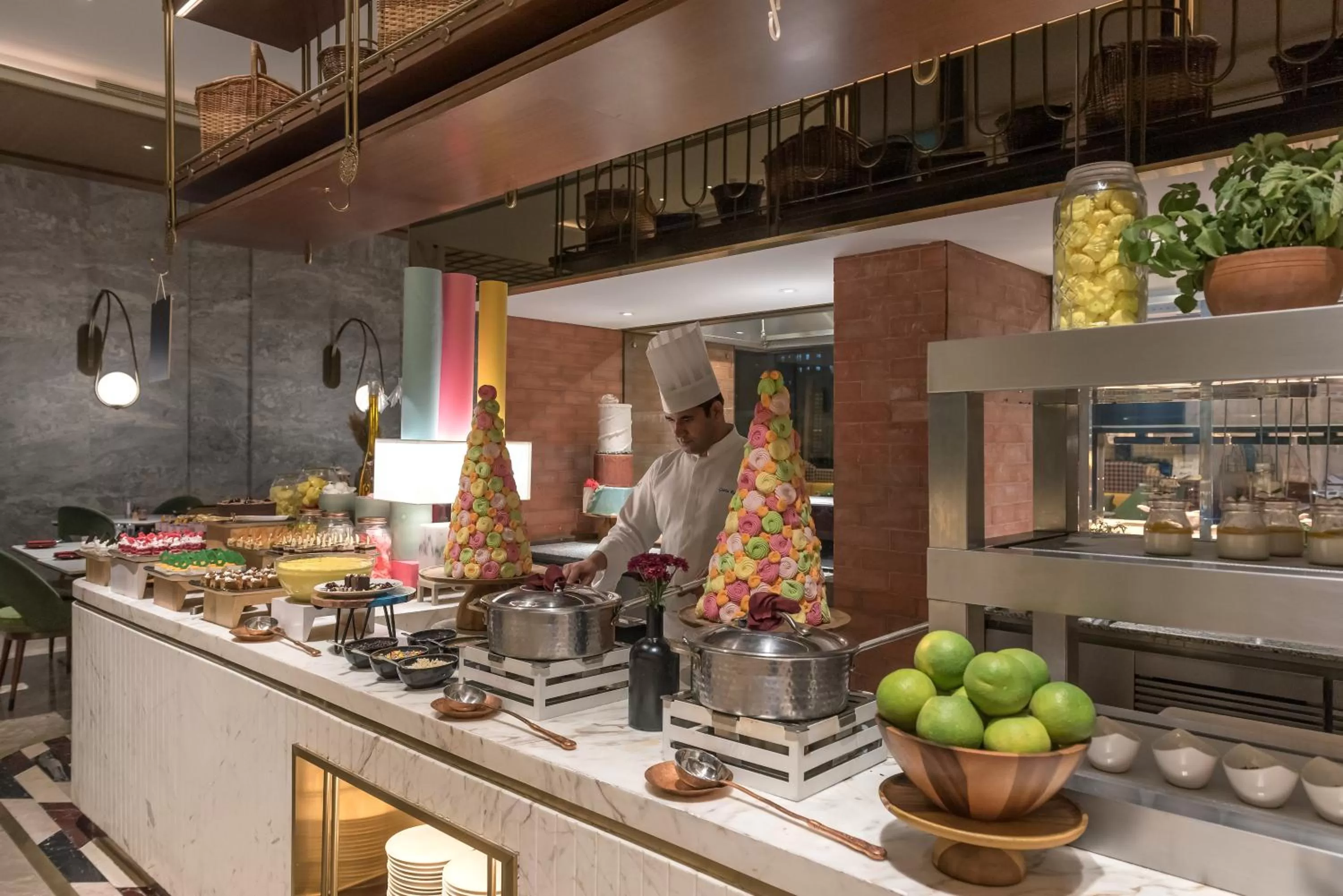 Restaurant/places to eat in Radisson Blu Hotel & Spa, Nashik