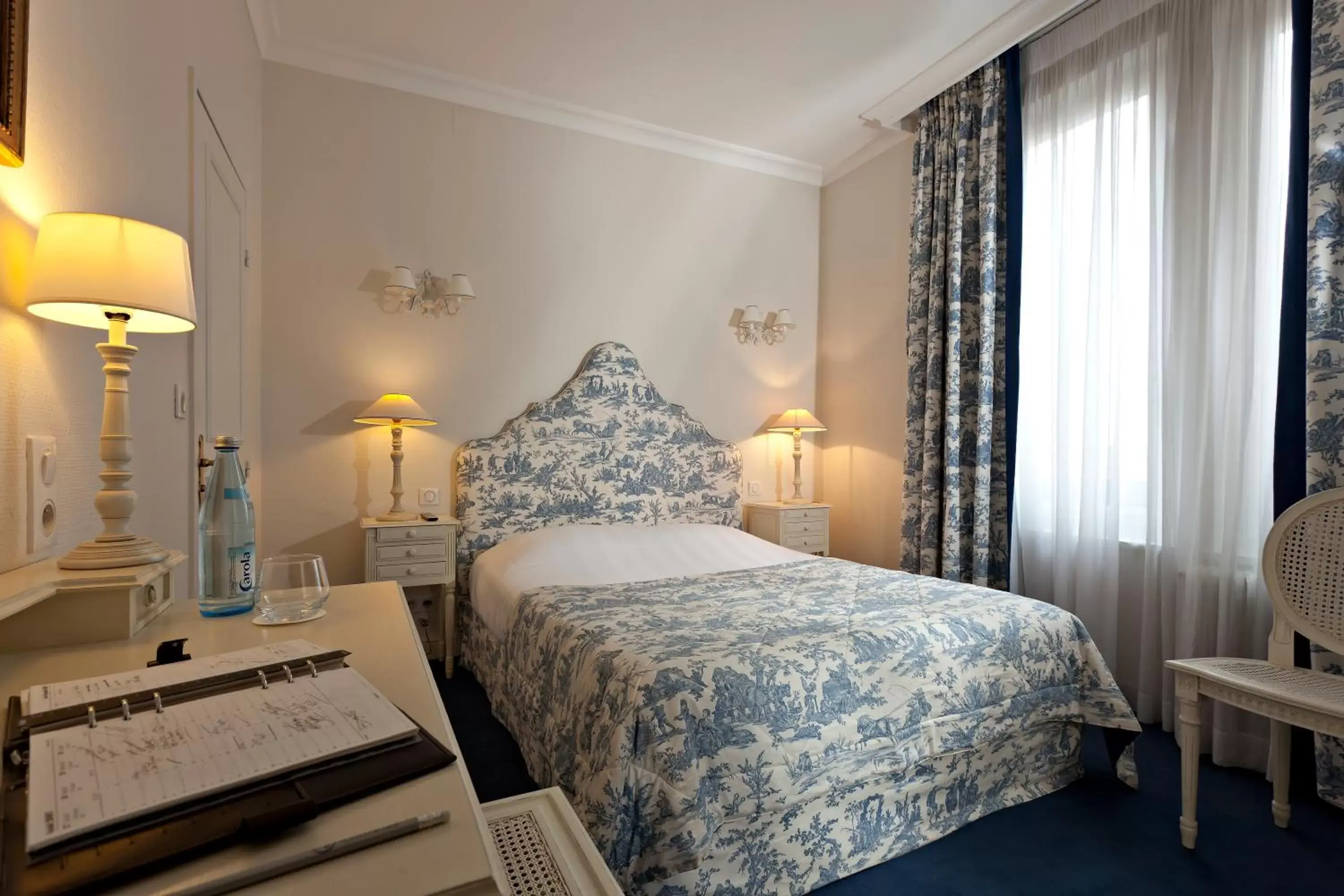 Photo of the whole room, Bed in Best Western Plus Hotel Villa D'est