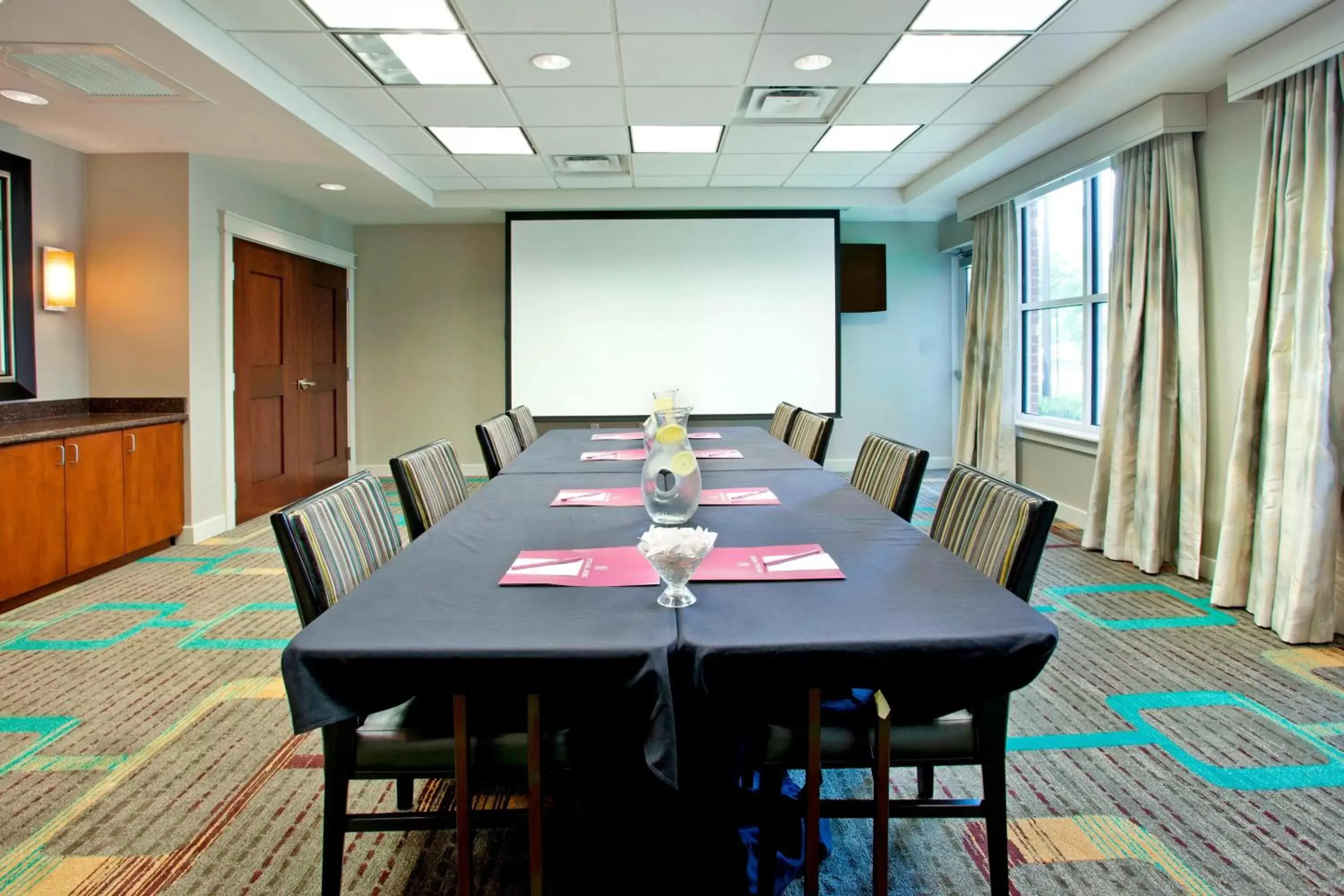 Meeting/conference room in Residence Inn Baltimore Hunt Valley