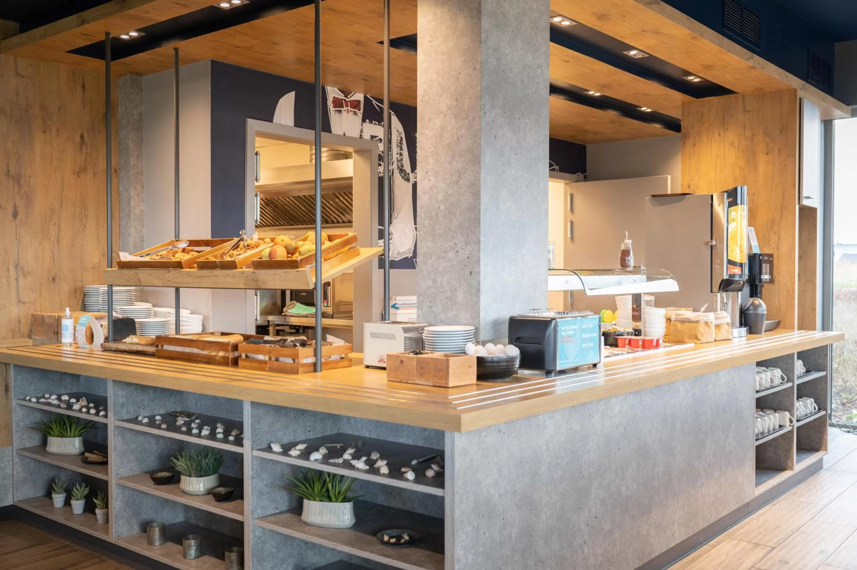 Breakfast in ibis budget Oostende Airport