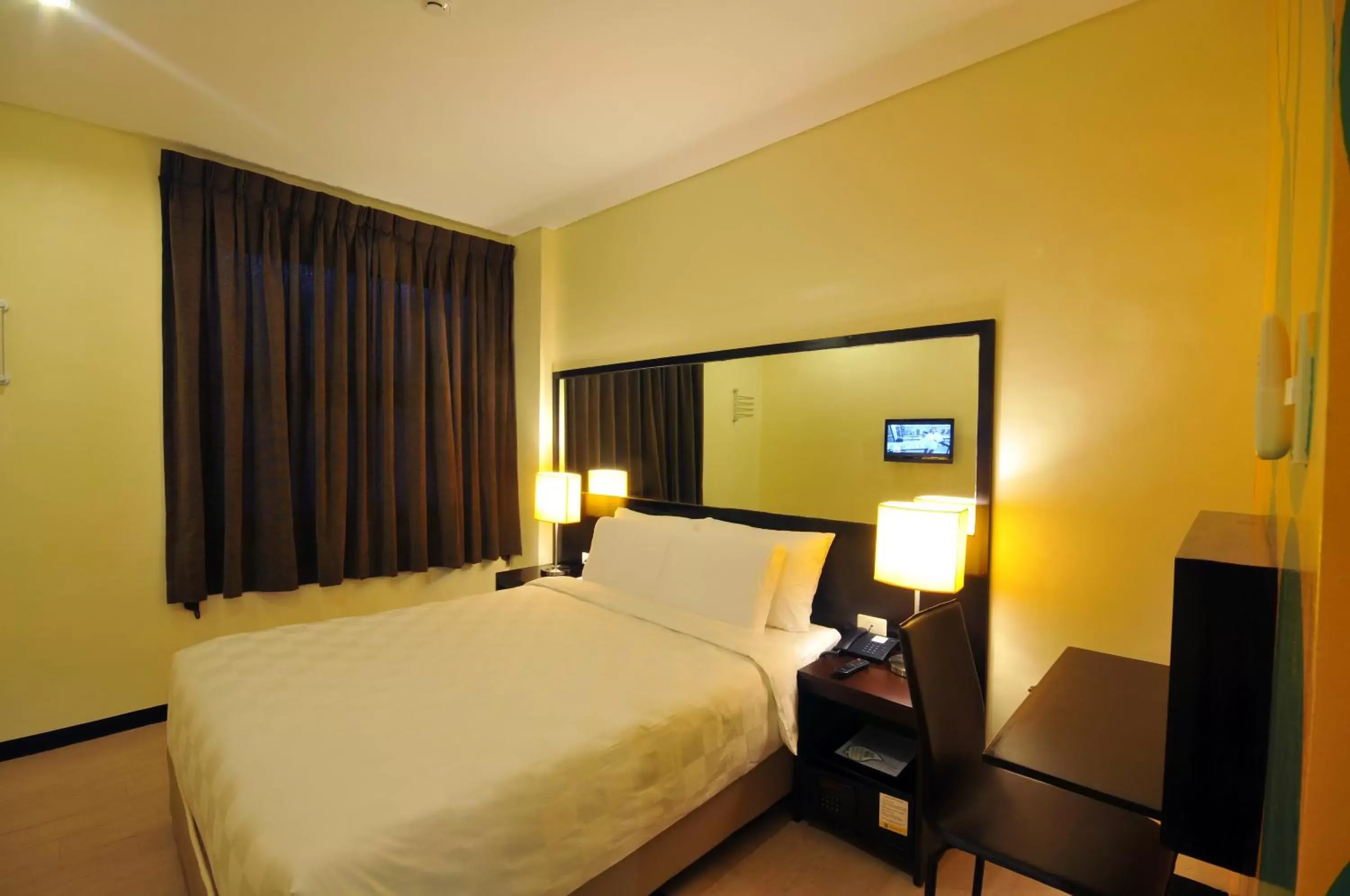 Bed in Go Hotels Iloilo