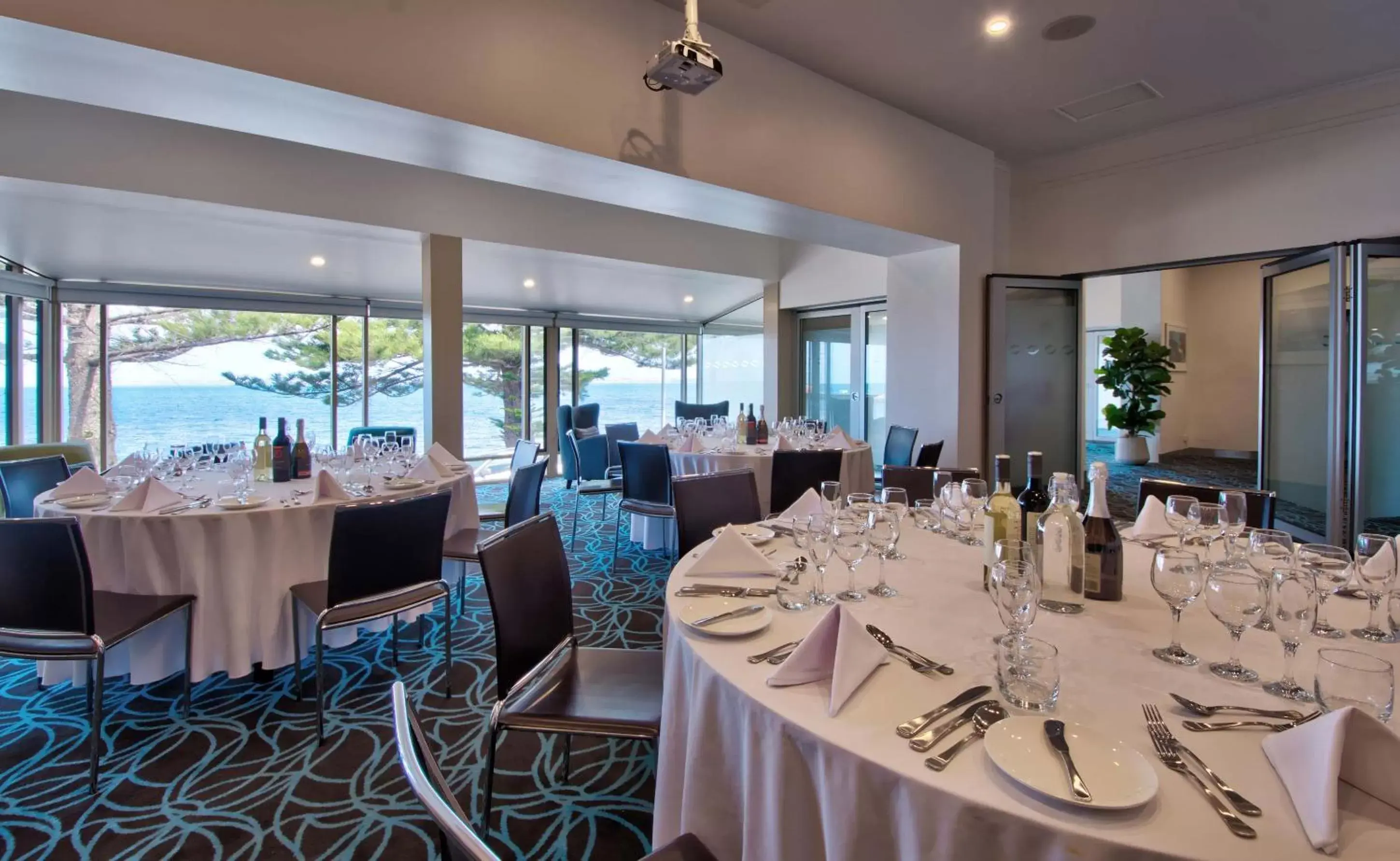 Banquet/Function facilities, Restaurant/Places to Eat in Aurora Ozone Hotel Kangaroo Island