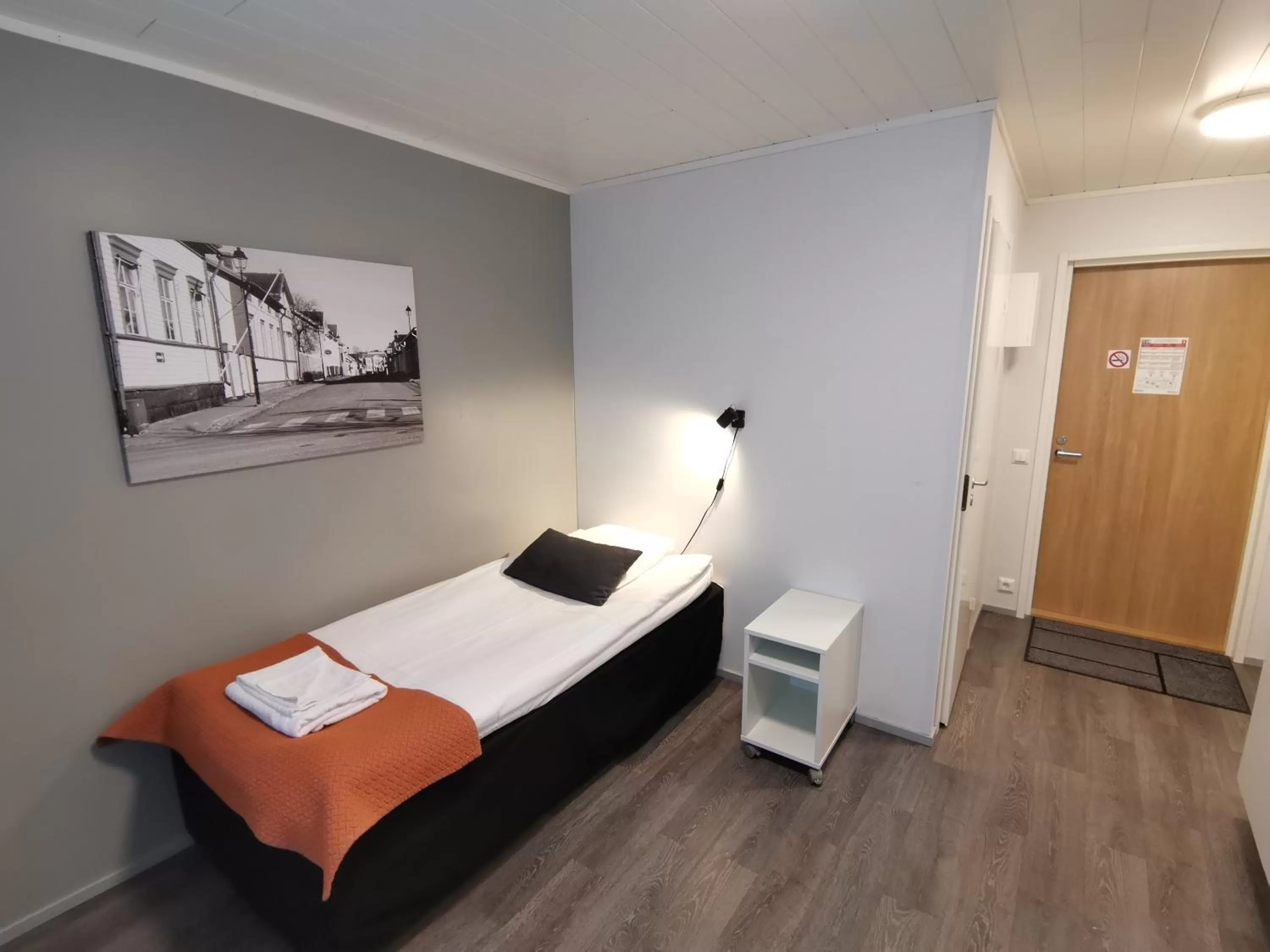 Bed in Forenom Aparthotel Raahe