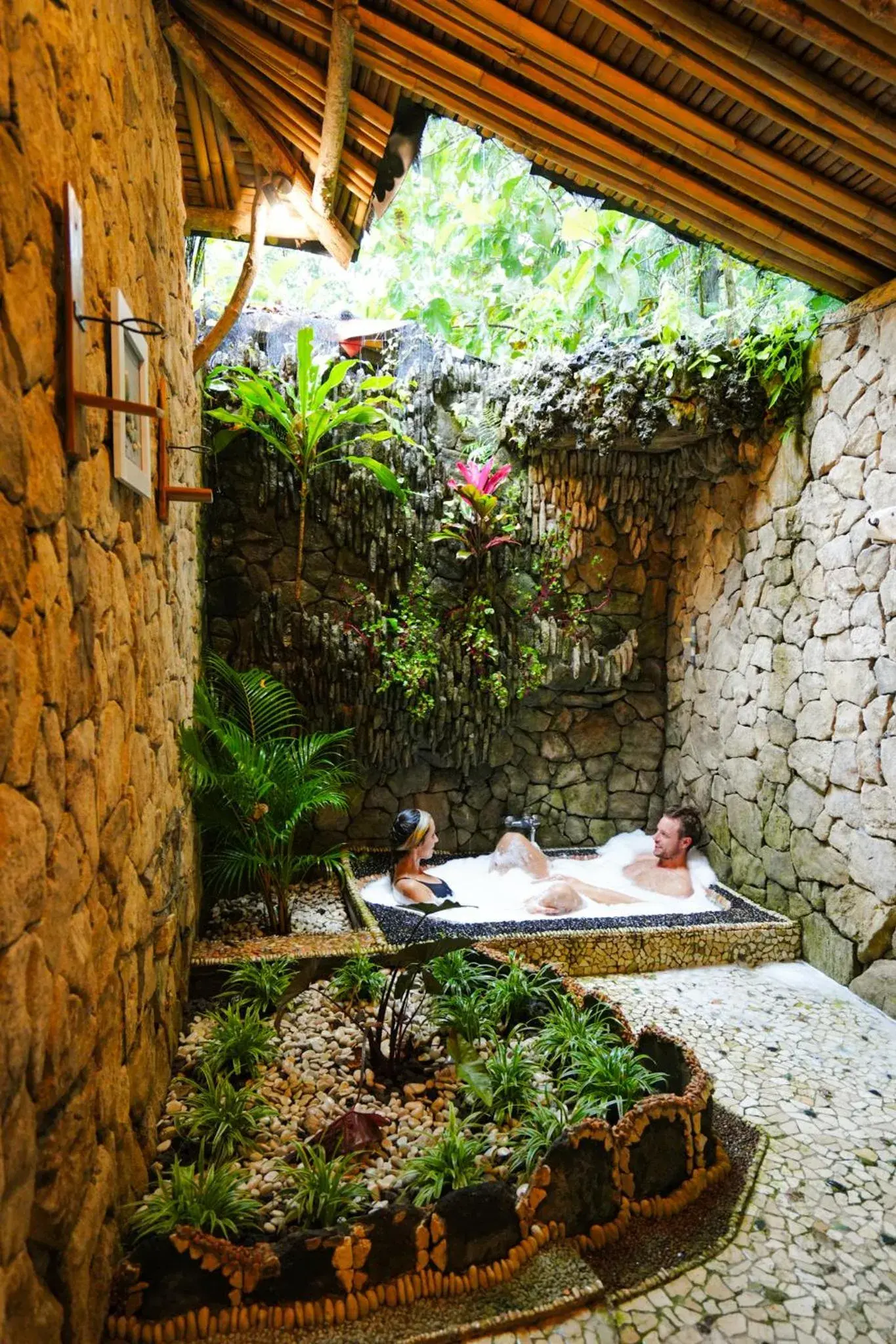 Bath in Rajaklana Resort and Spa