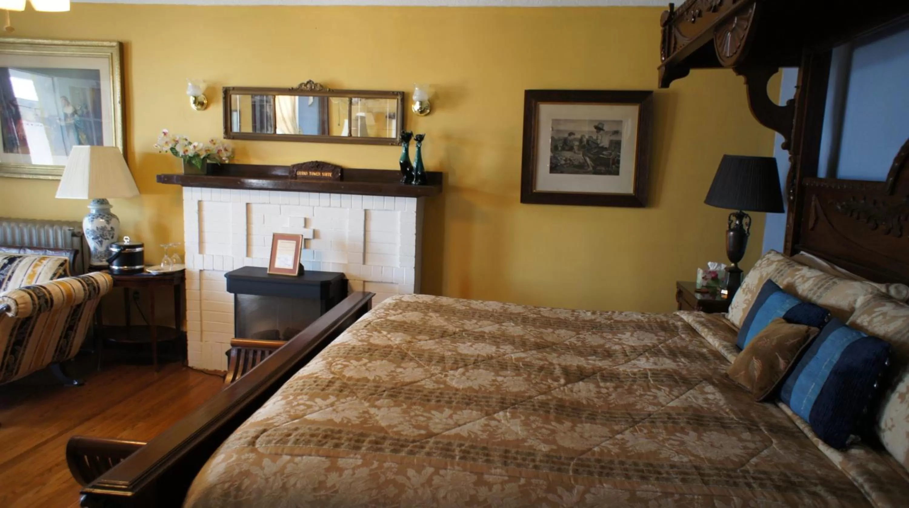 Bed in A Night to Remember B & B