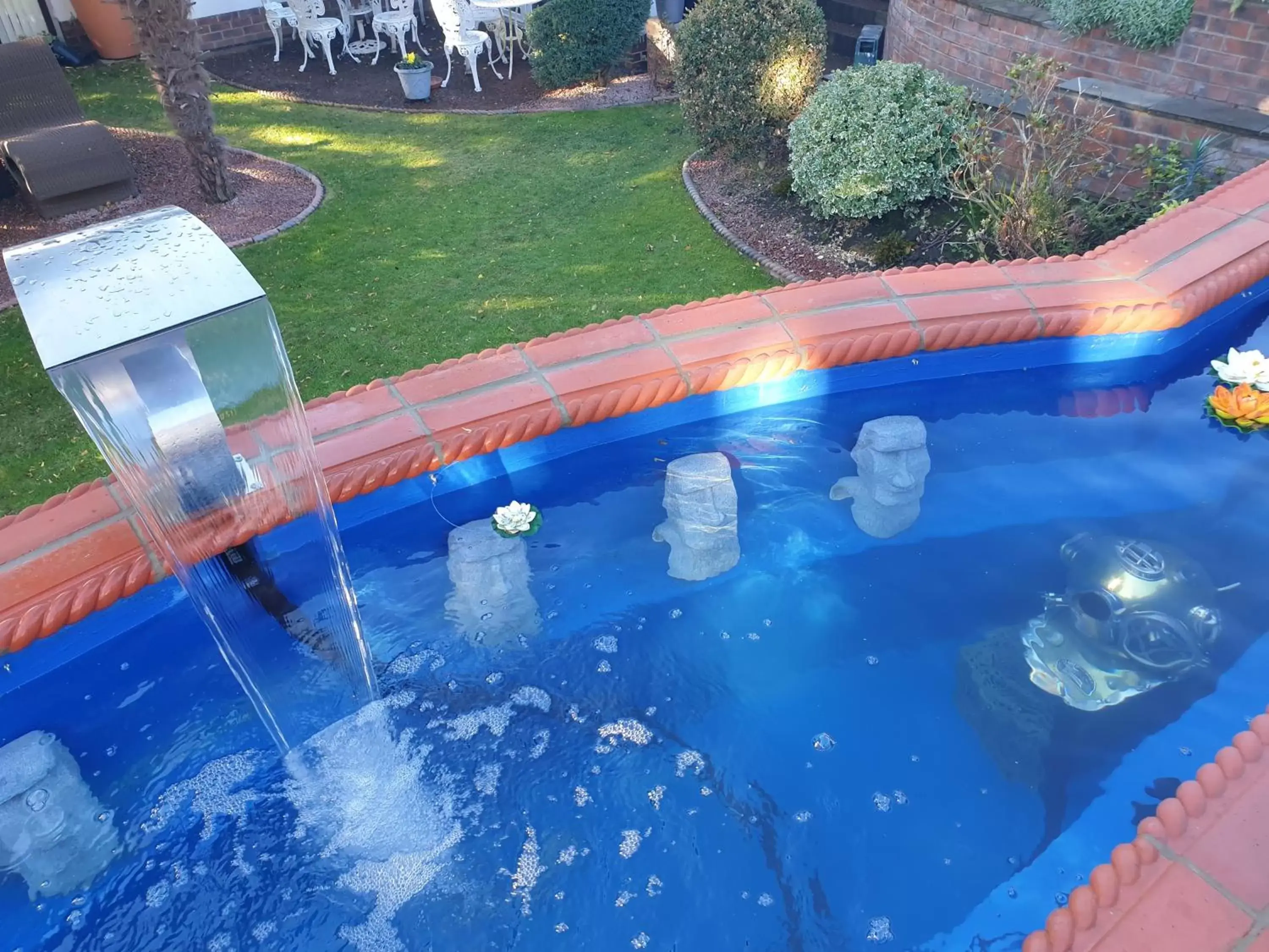 Swimming Pool in Best Area Close to Leeds Centre