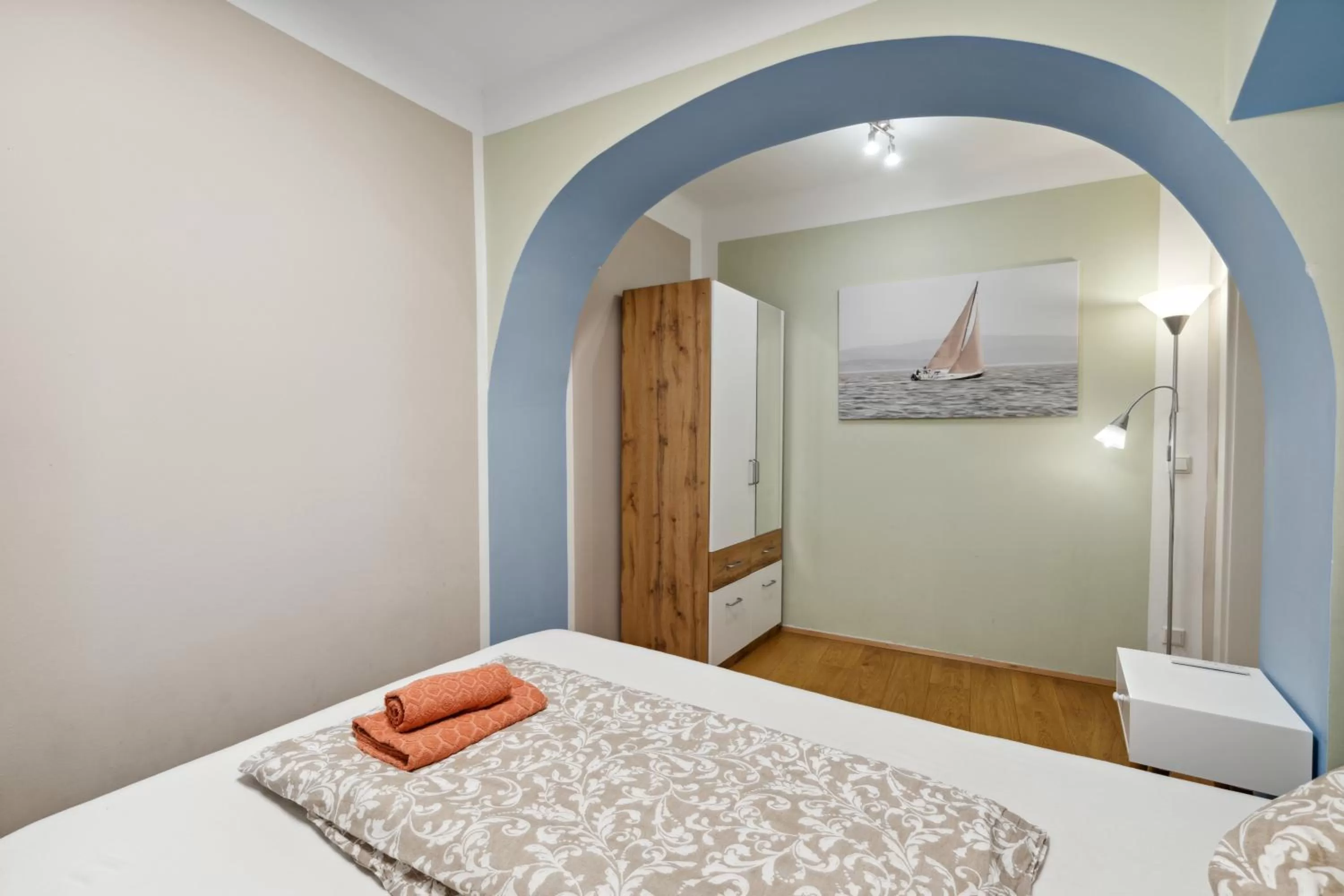 Bed in Florian's apartments in Mariahilf Vienna