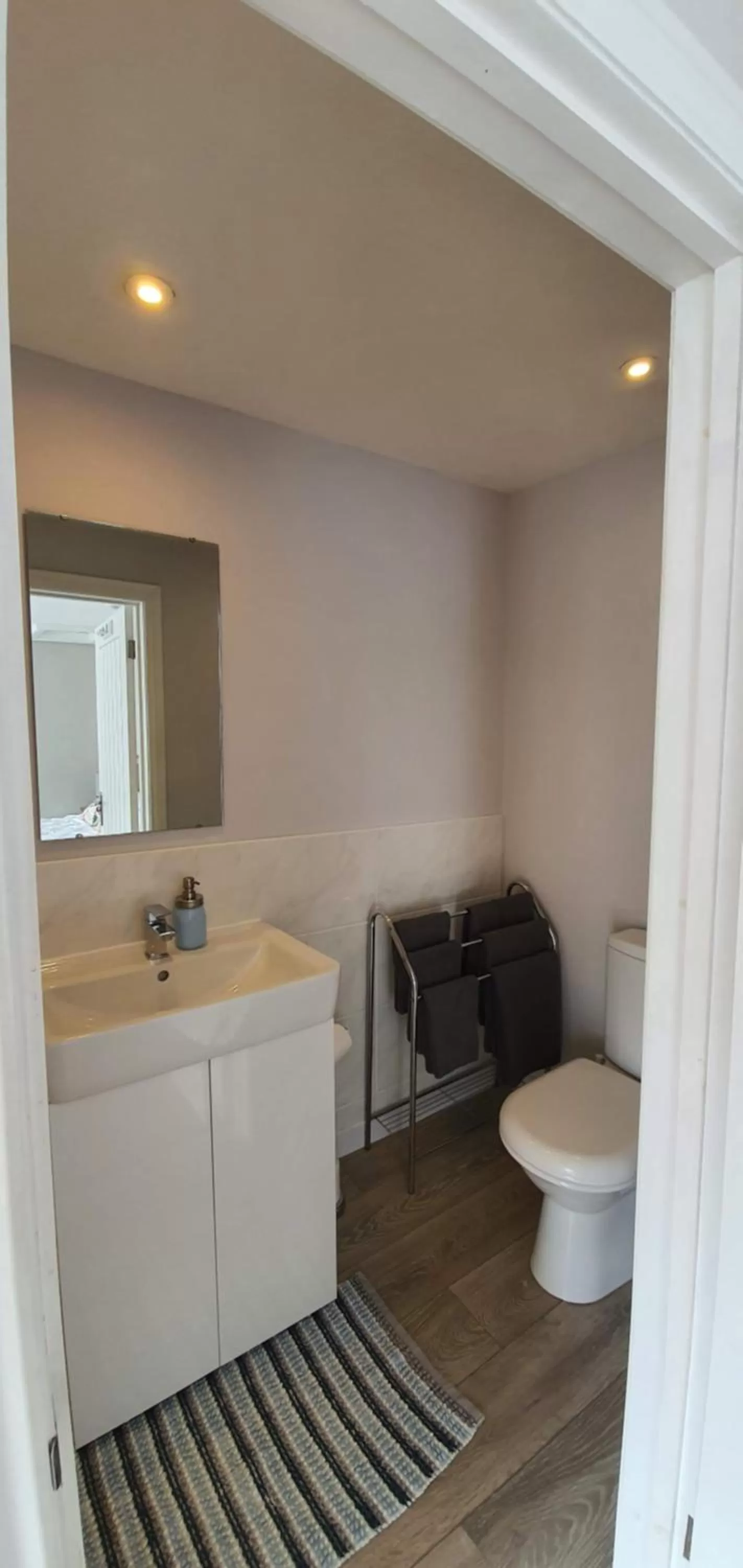 Bathroom in Rocky Cove Bed and Breakfast