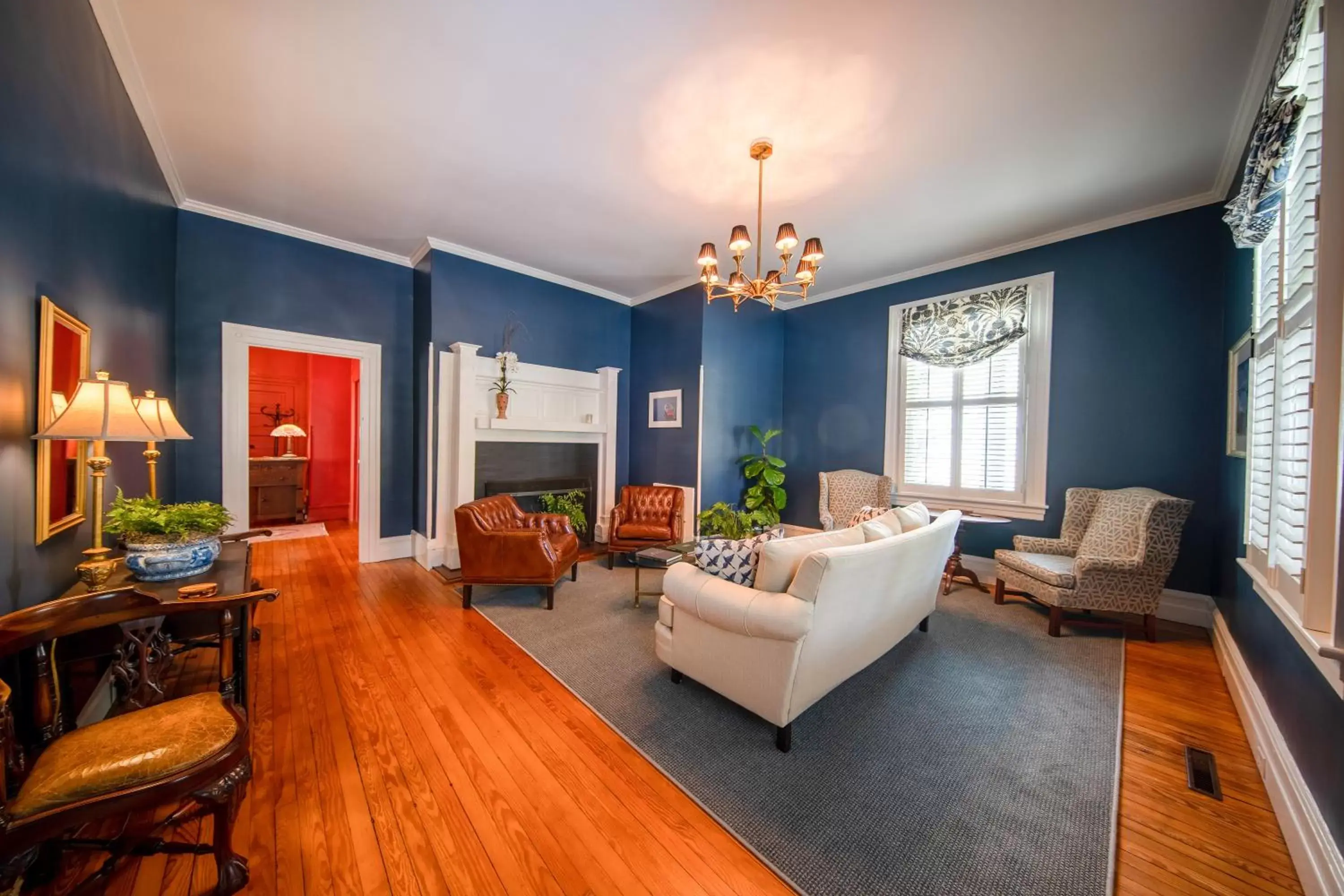 Living room, Bed in The Edenton Collection-Captain's Quarters Inn Living room, Bed in The Edenton Collection-Captain's Quarters Inn