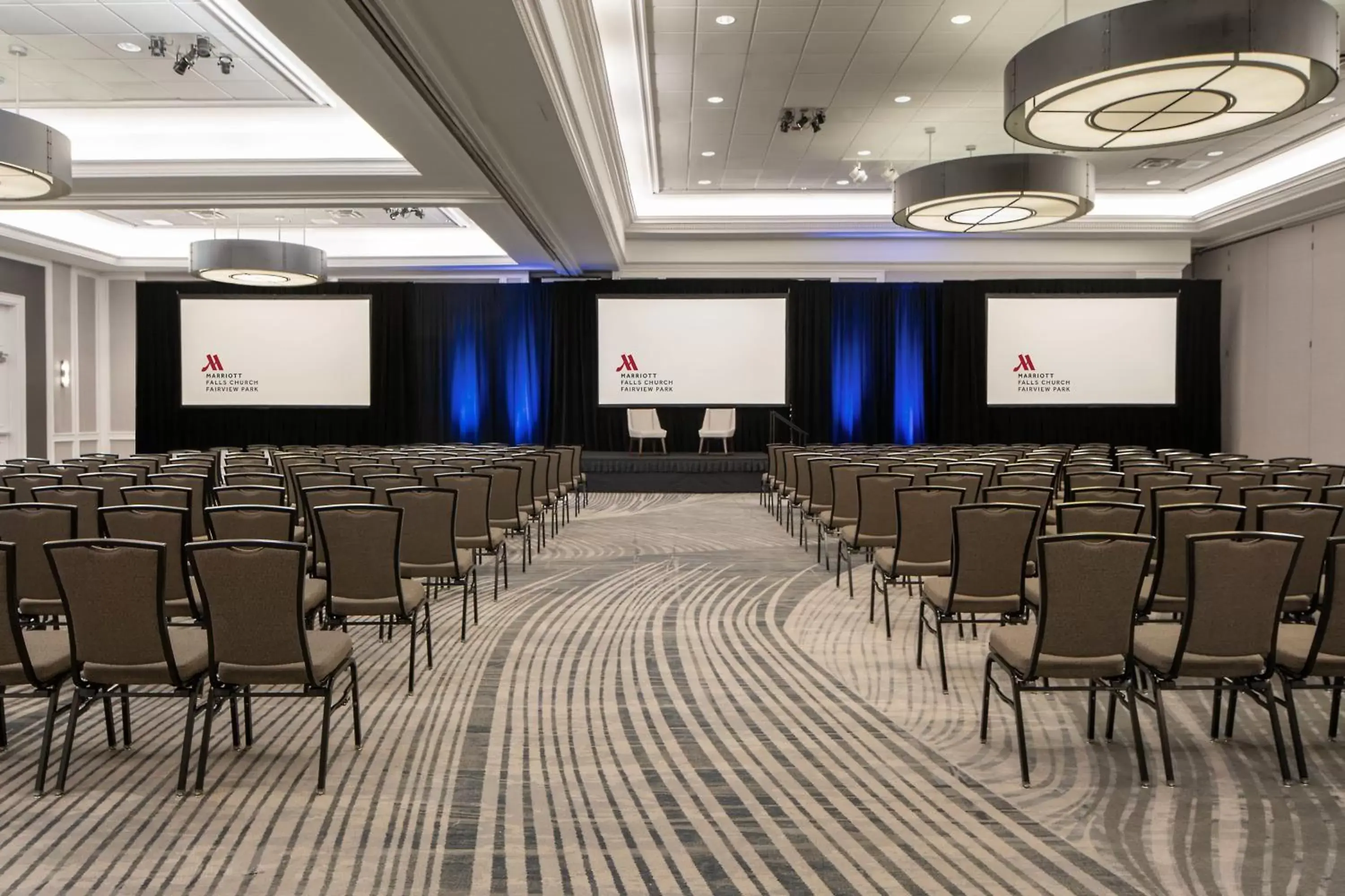 Meeting/conference room in Falls Church Marriott Fairview Park