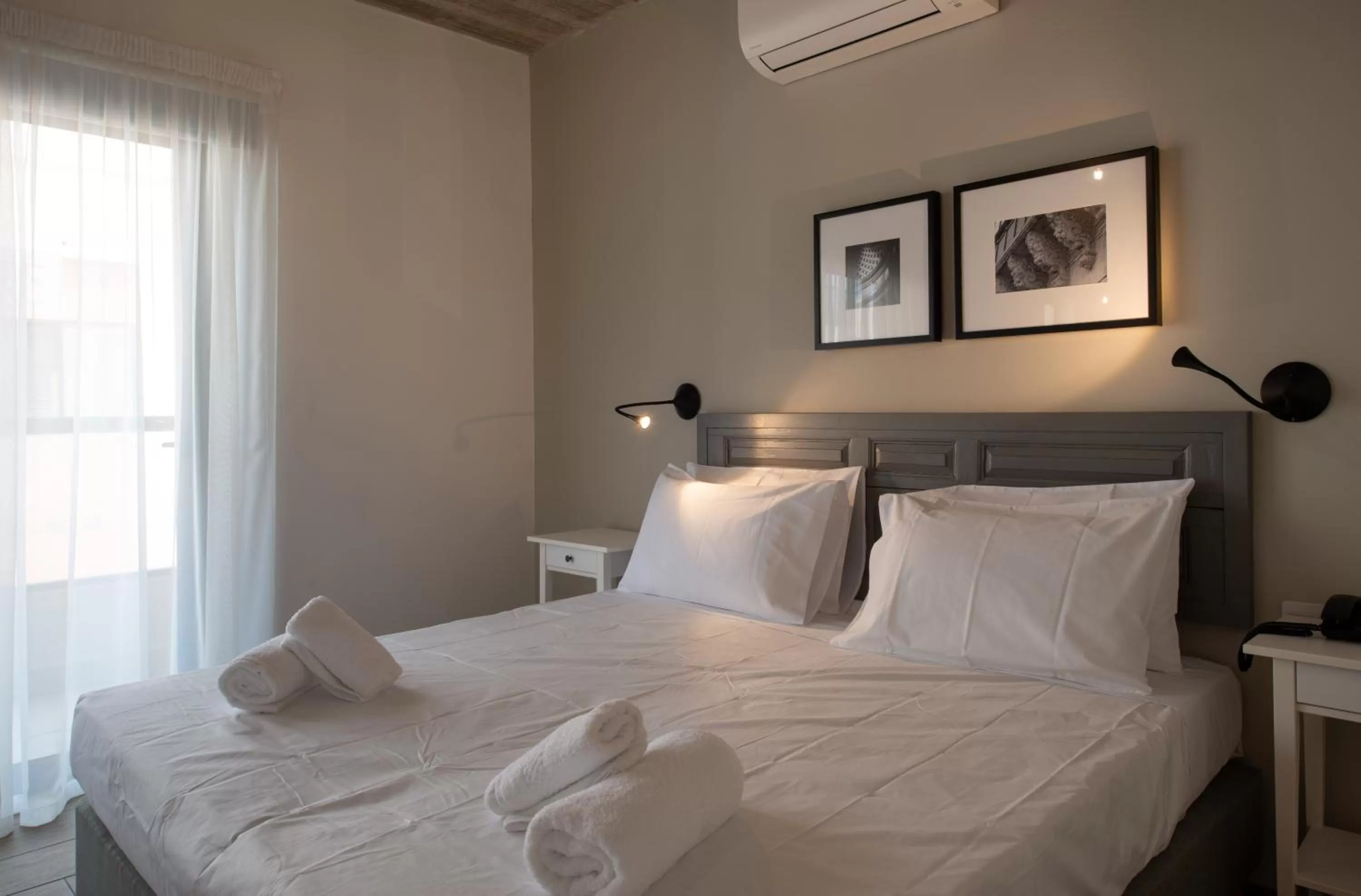 Bed in Chapter 5 Hotel