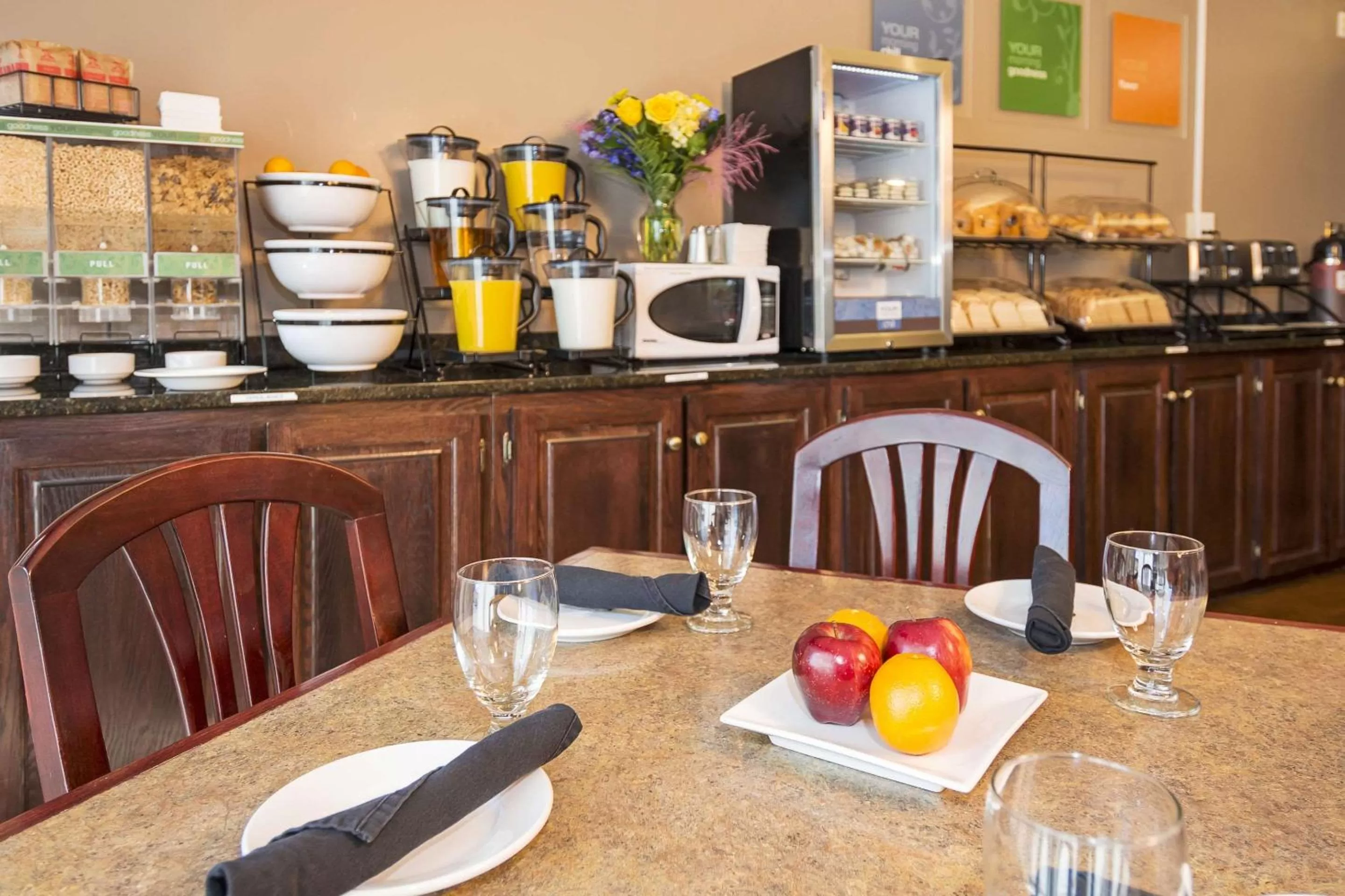 Comfort Hotel Airport