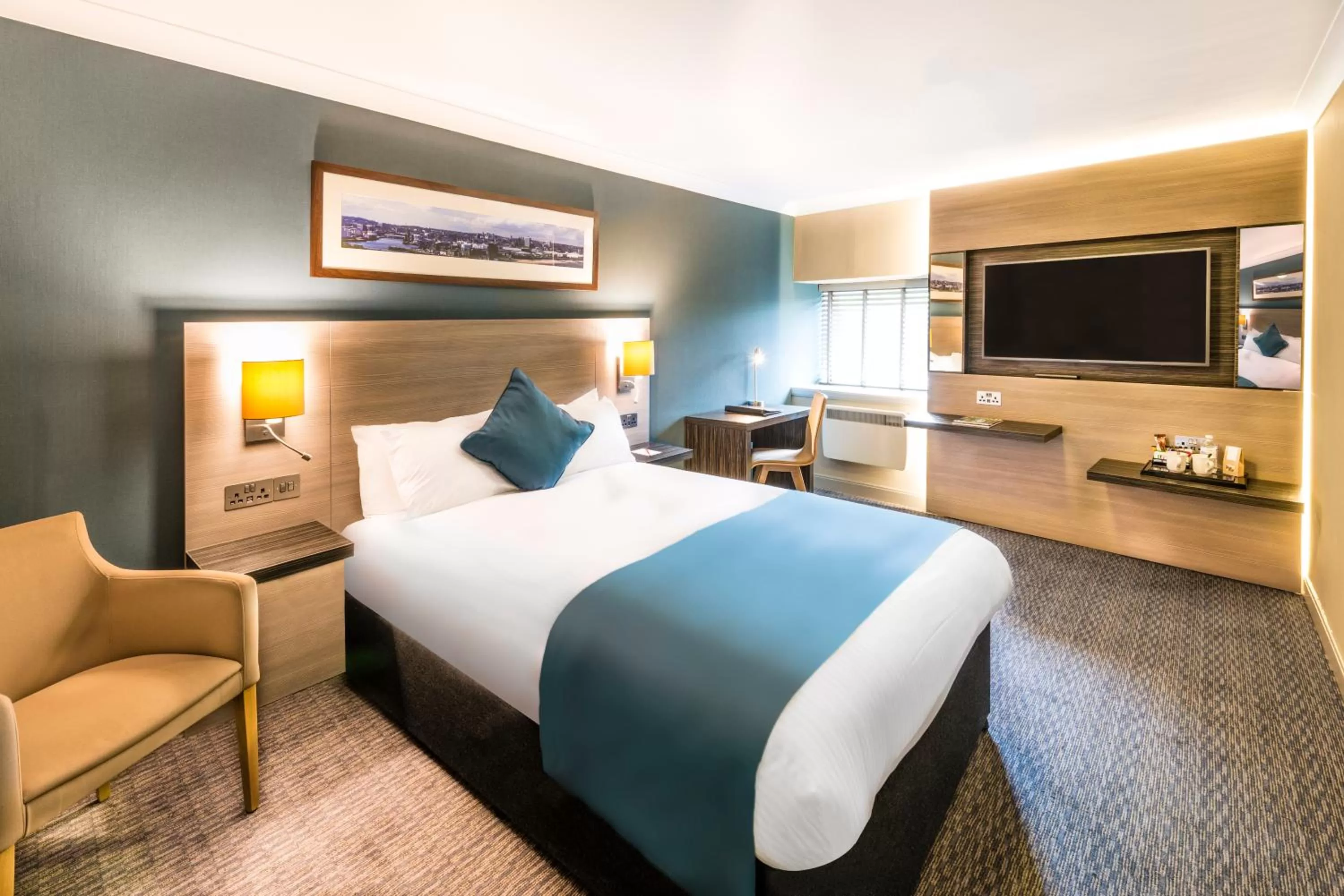 Bedroom, Bed in Copthorne Aberdeen Hotel