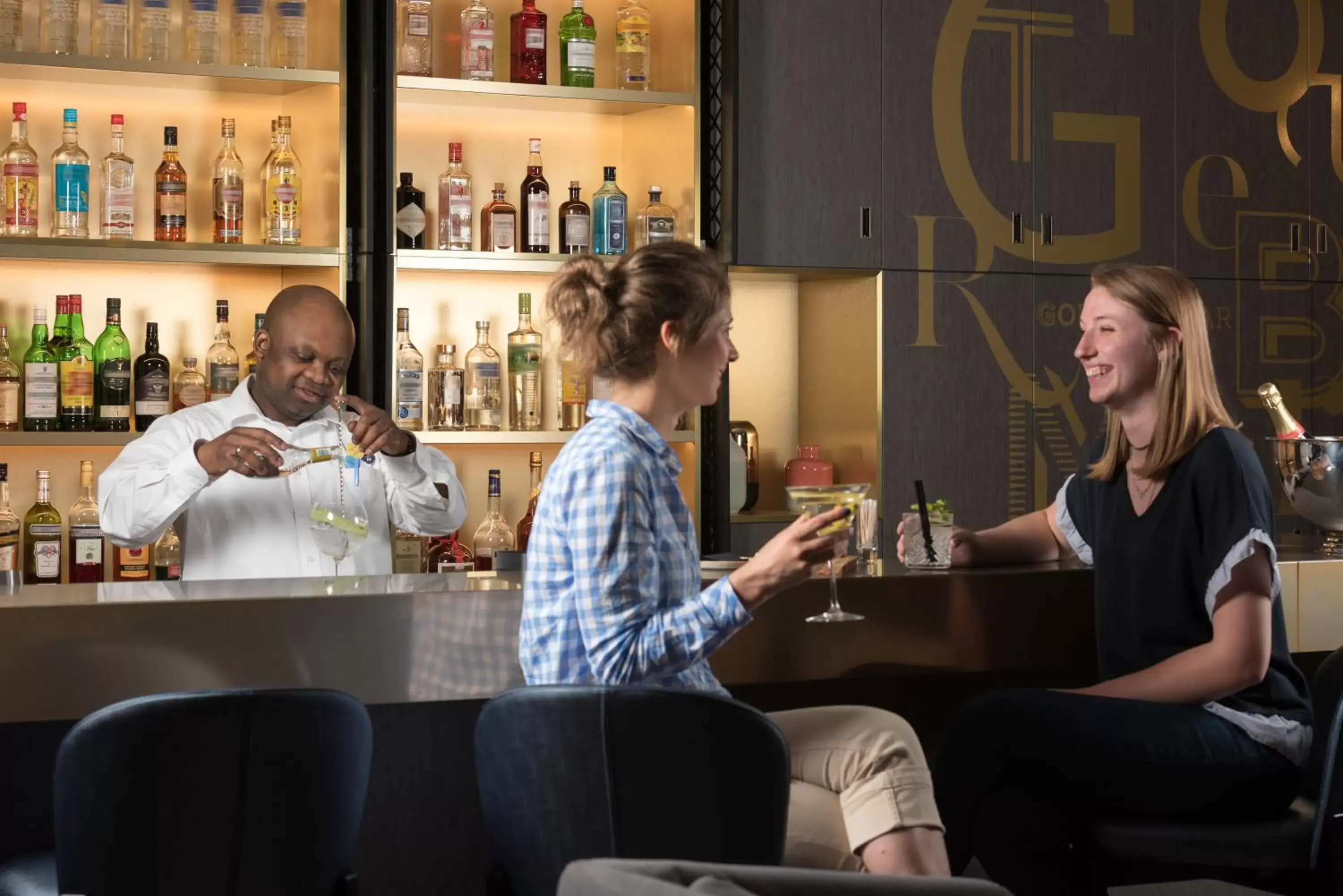 Lounge/Bar in Novotel Charleroi Centre