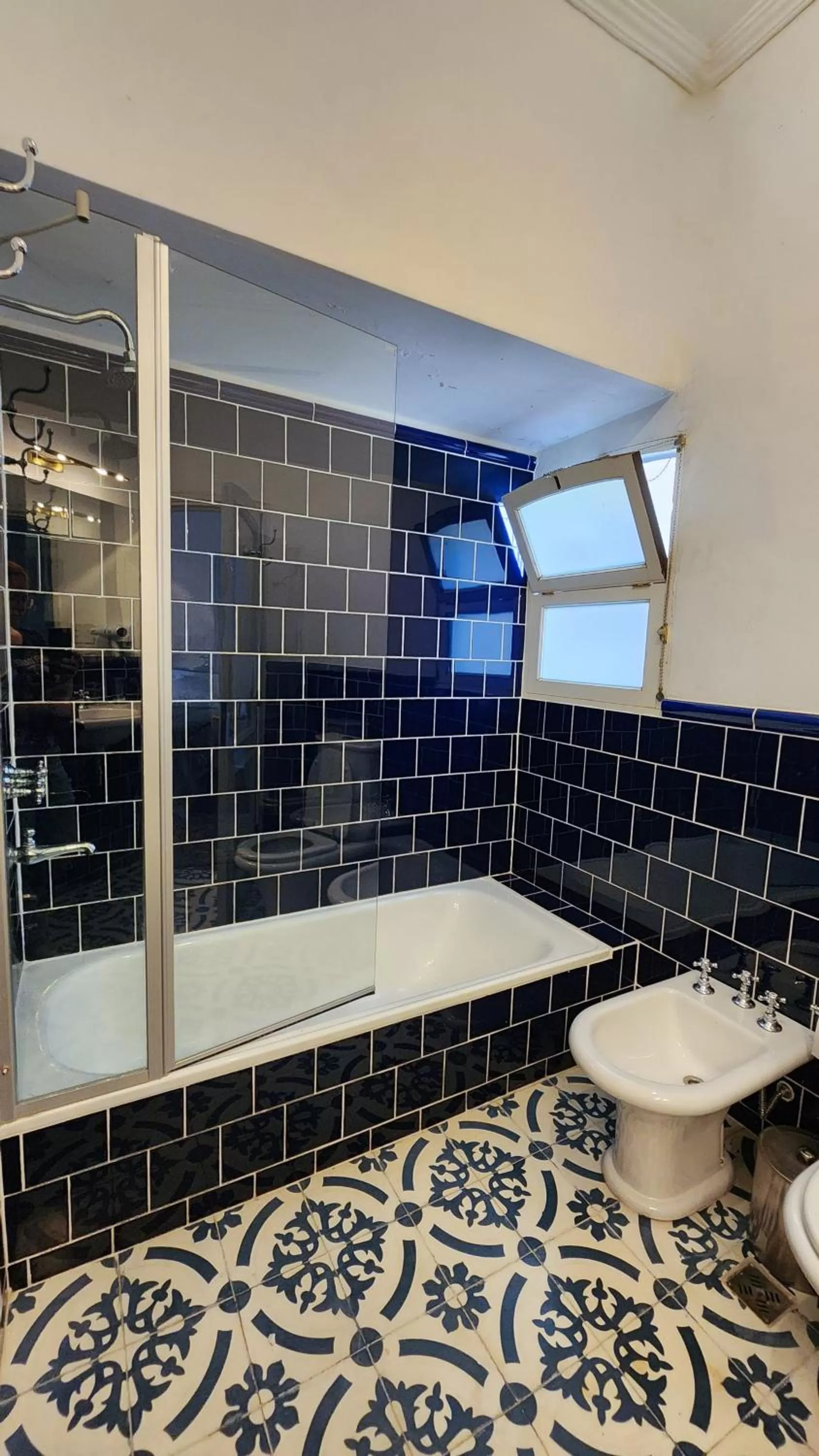 El Cerquero, Casa de Huéspedes