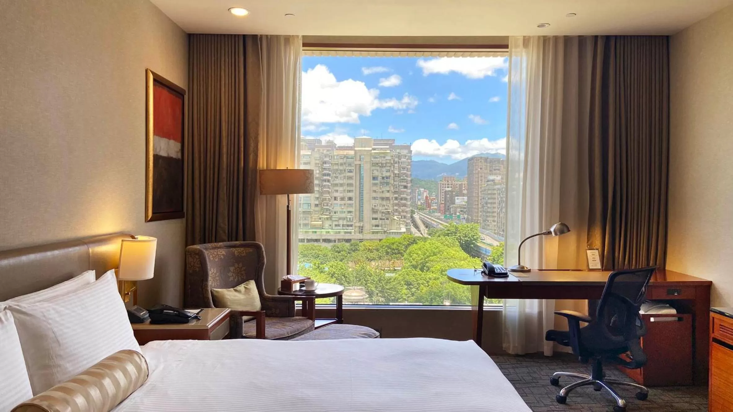 Park View Suite  in San Want Residences Taipei