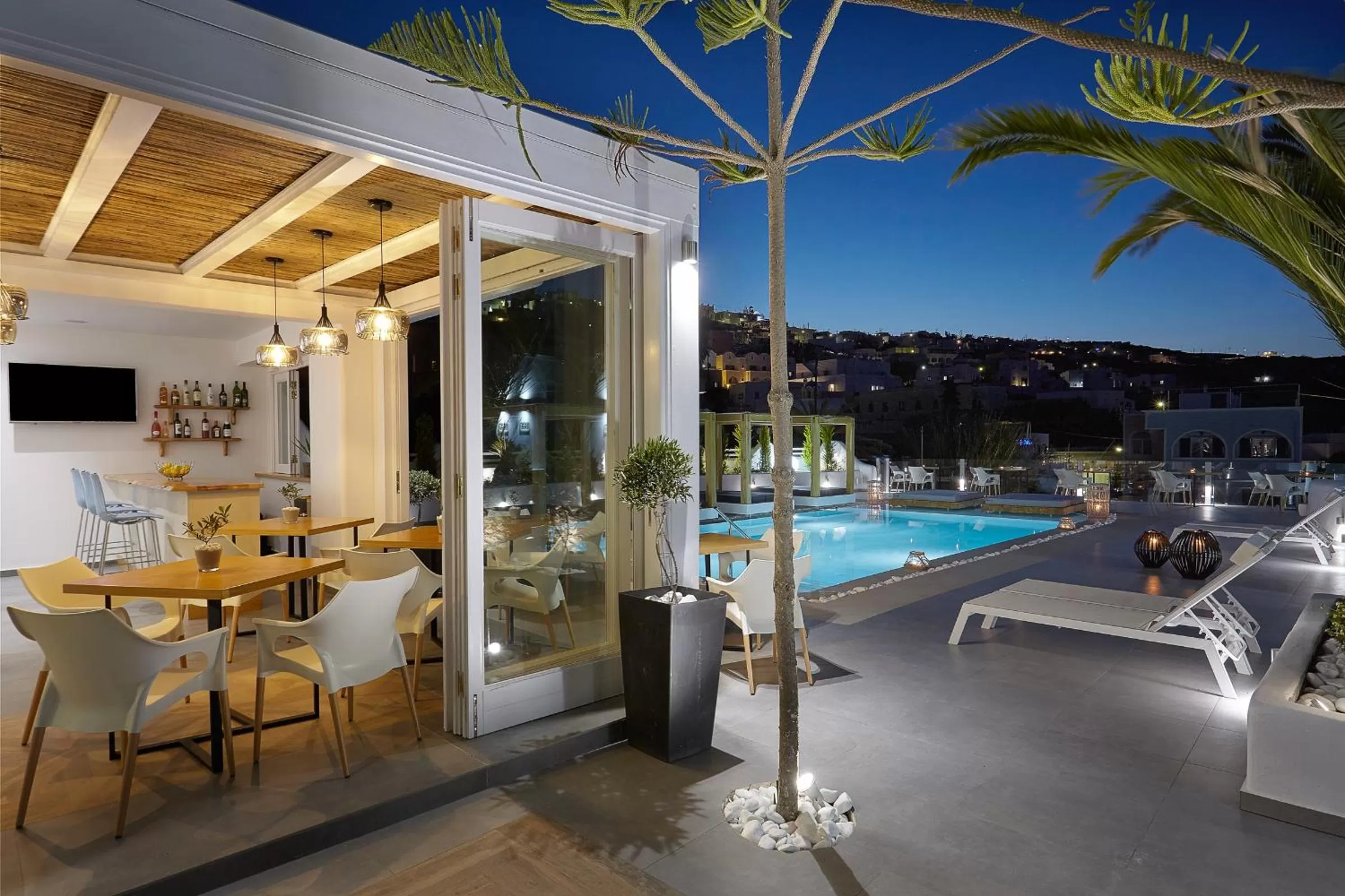 Restaurant/places to eat in Callia Retreat Suites - Adults Only