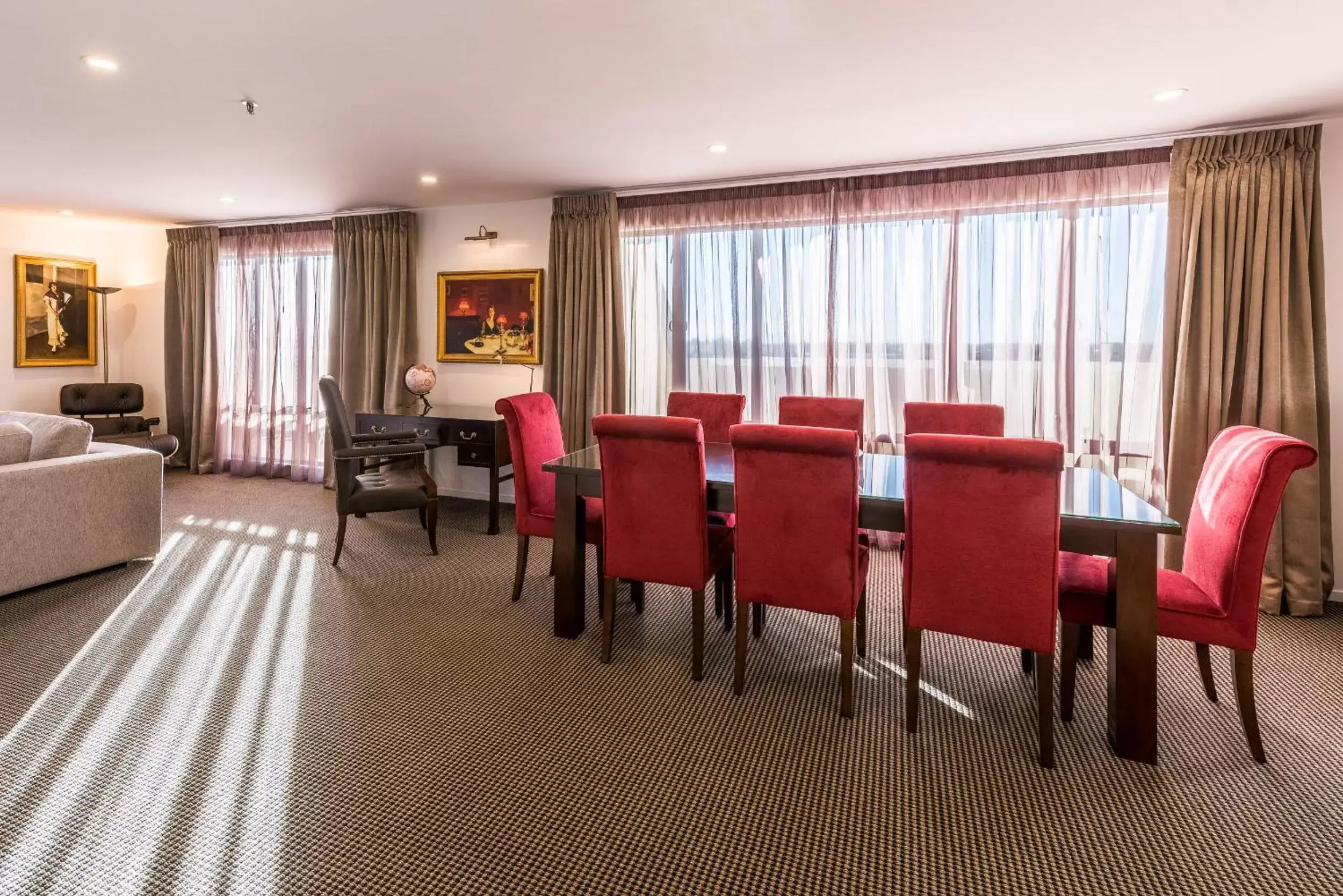 Dining area in Fino Hotel & Suites