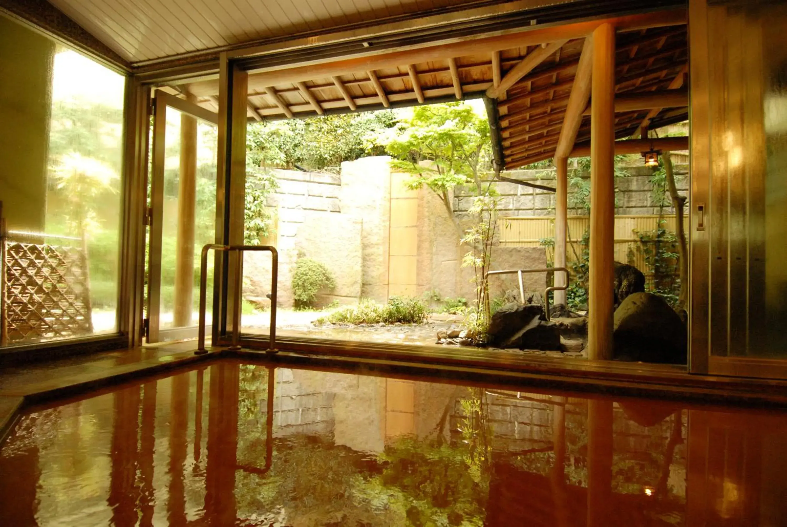 Hot Spring Bath in Arima Onsen Taketoritei Maruyama Ryokan