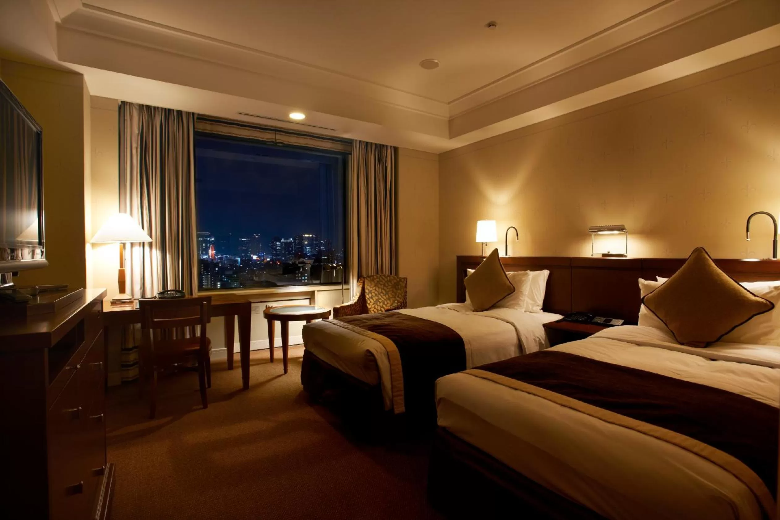 Photo of the whole room, Bed in Imperial Hotel Osaka