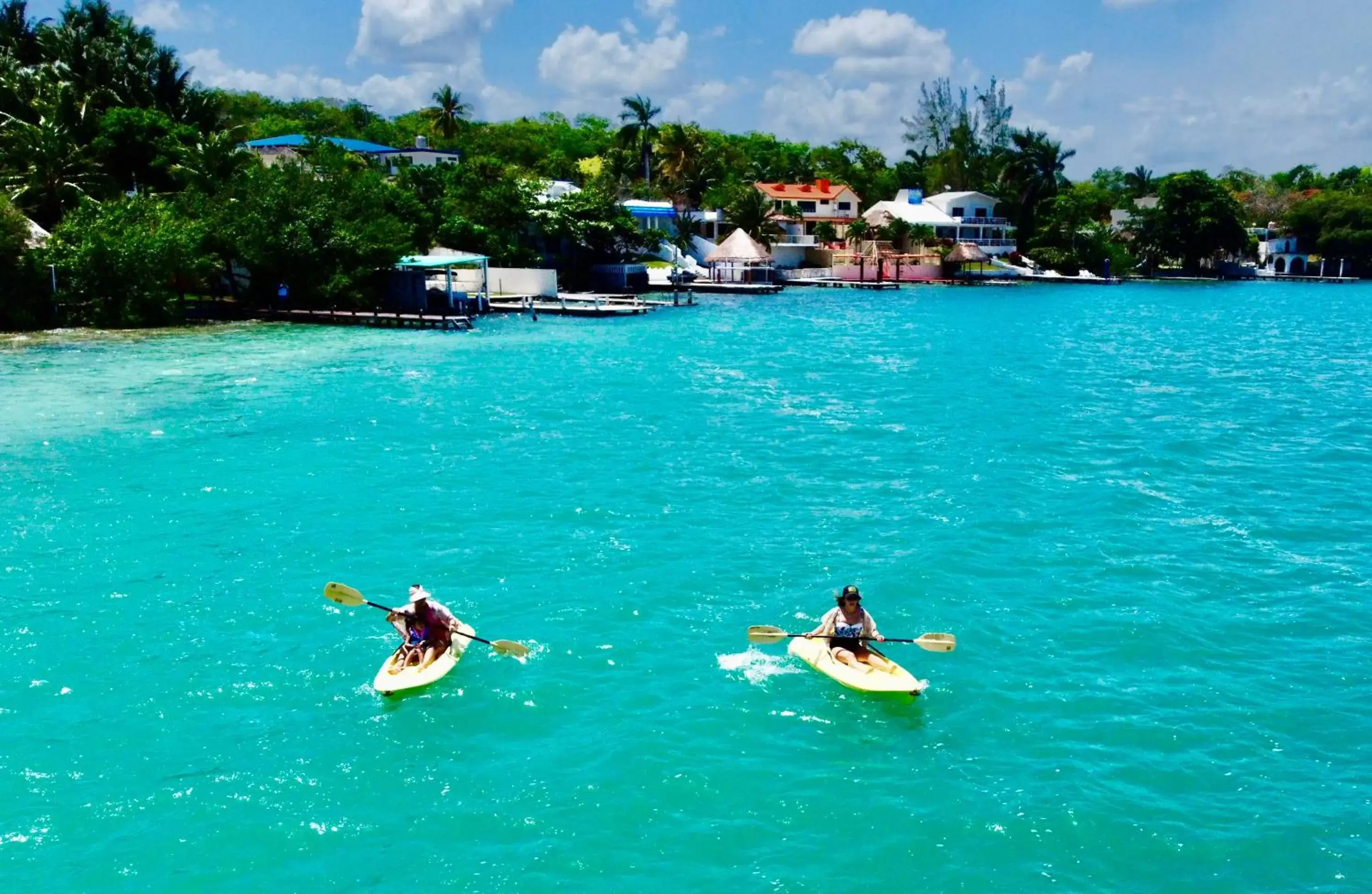 Canoeing in Poza Clara Sanctuary